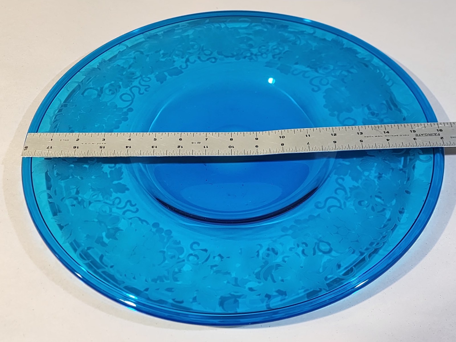 Sinclaire Steuben Engraved CELESTE BLUE 16″ Glass Plate Possible Shape 2906