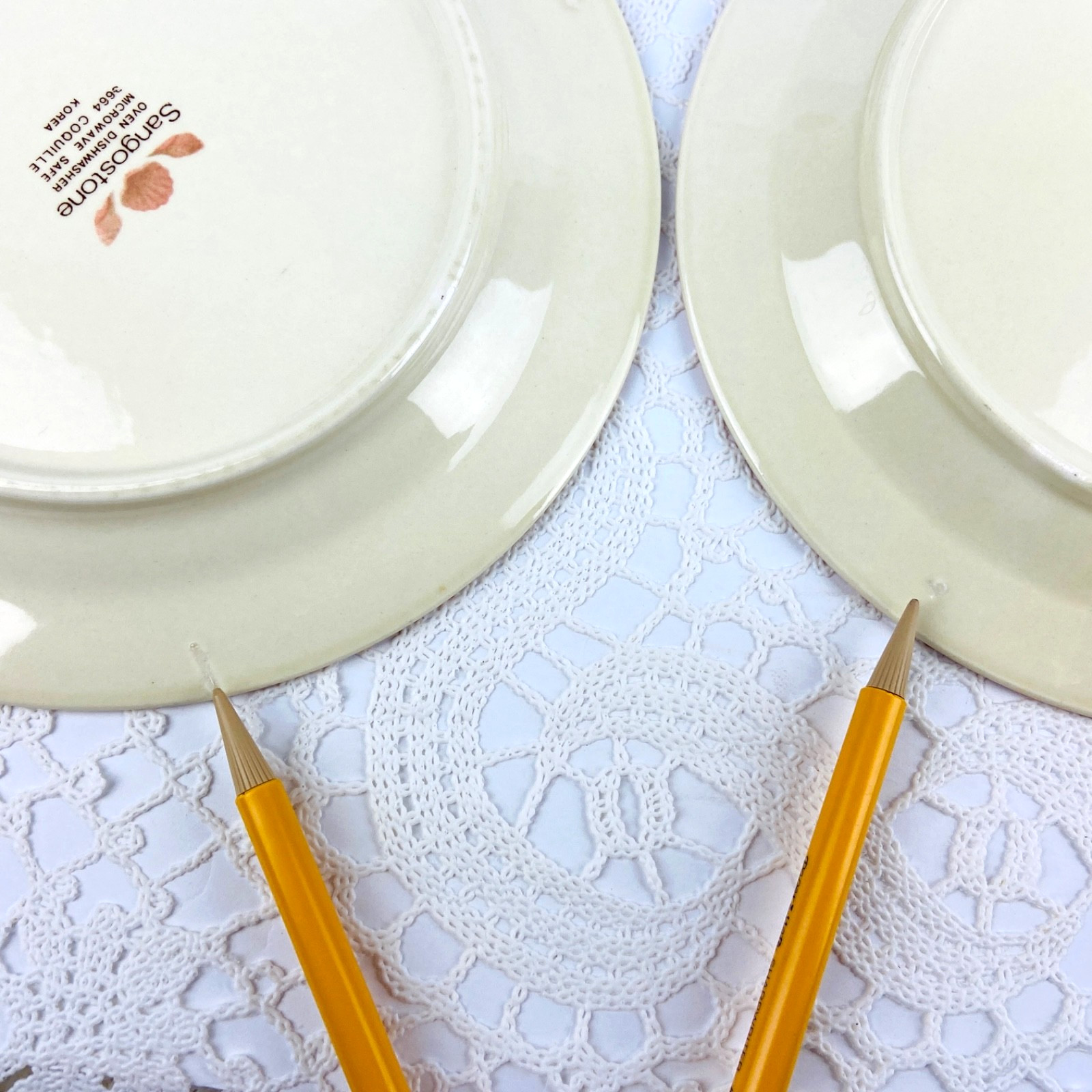 Sangostone Coquille Salad Plates Set of 4 Peach Shell Pattern 7.5 inches Vintage