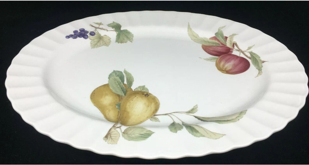 Oval Serving Platter 14.25″ Mikasa Maxima Belle Terre Fruit Ribbed Scallop NEW