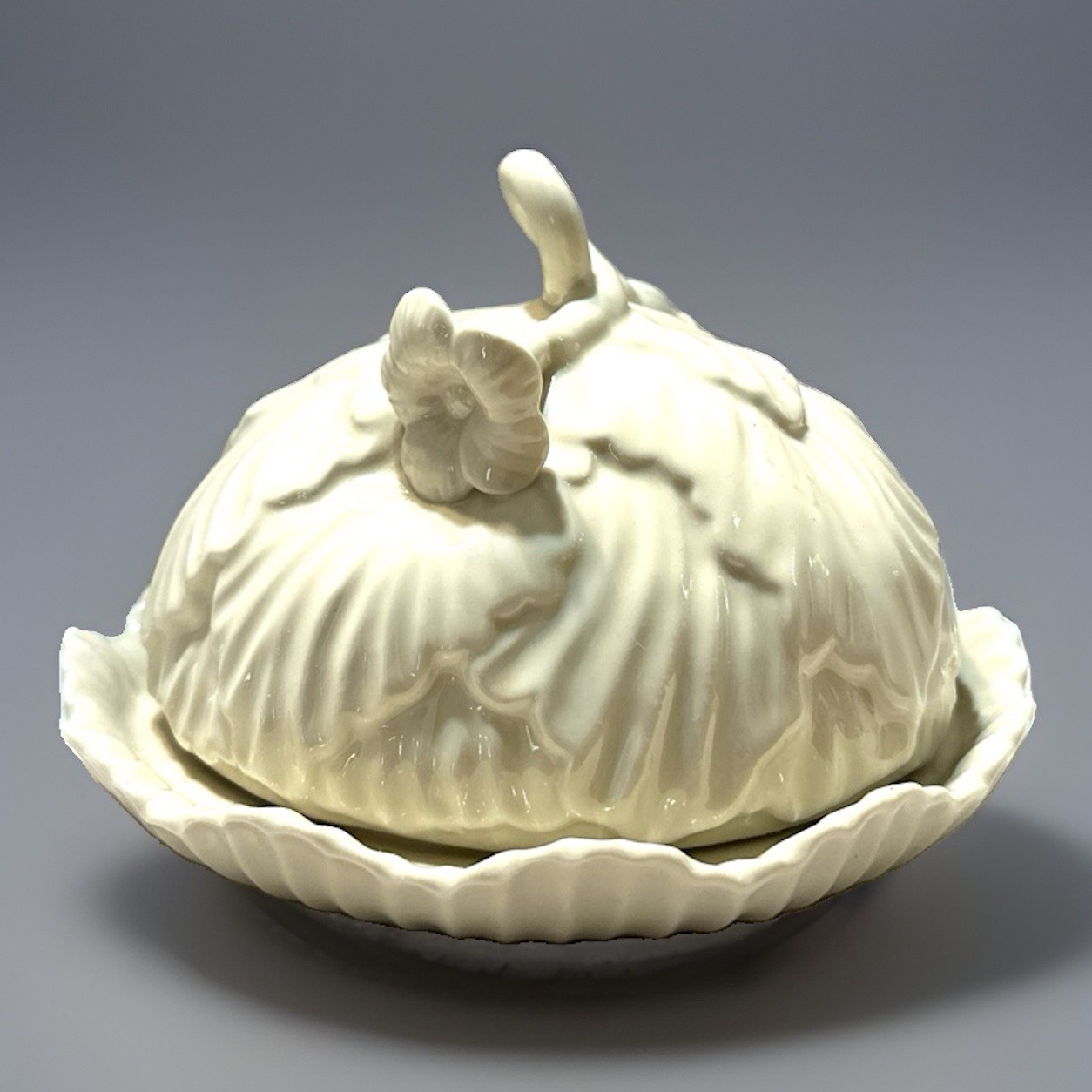 Silvestri Ceramic Butter / Cheese Dish With Cabbage Leaf Domed Lid 7”X 4.25”