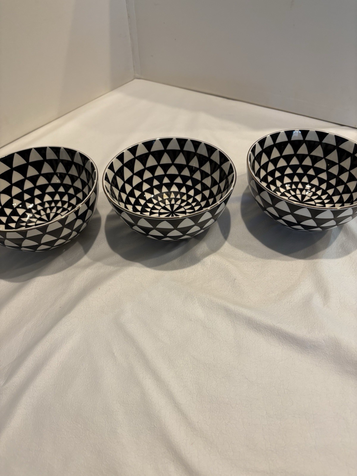 Set Of 3 Thyme & Table Stoneware Serving Bowls Black/White Asymmetrical