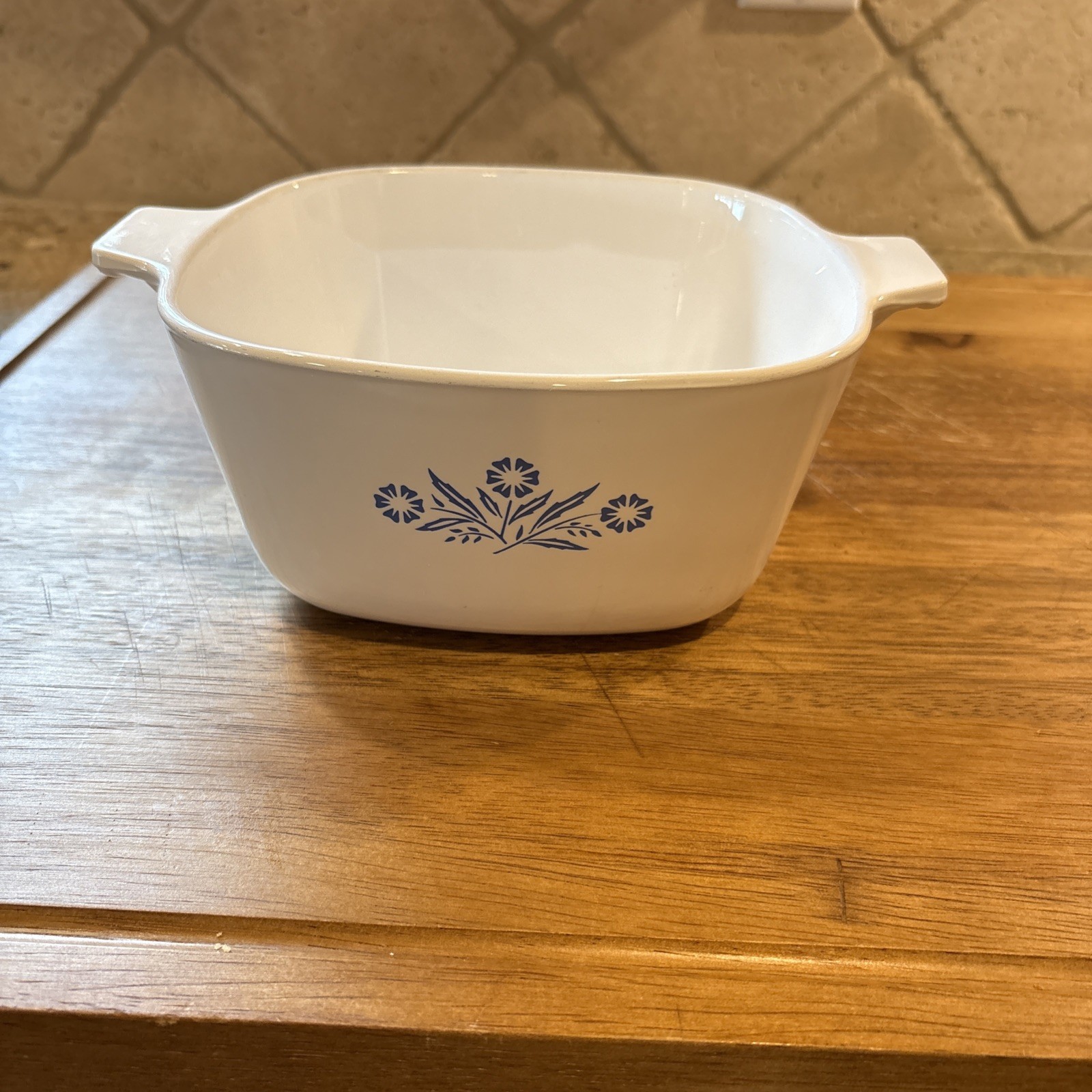 Vintage Corning Ware , Blue Cornflower, P- 1 3/4, 7 Cup, Made In Canada, No Lid