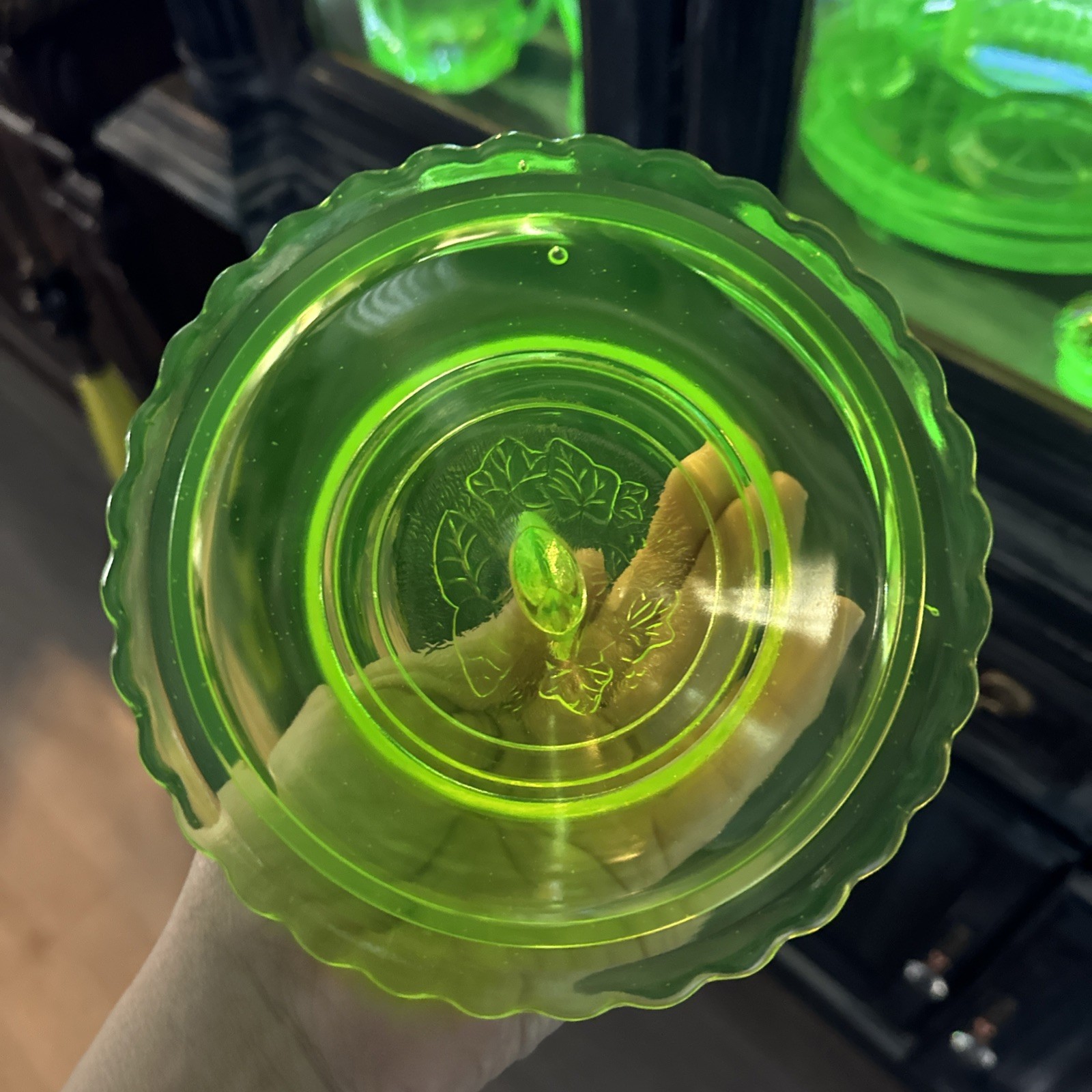 Vintage Westmoreland Vaseline Uranium Glass Swan on Lid Candy Dish 6” Yellow