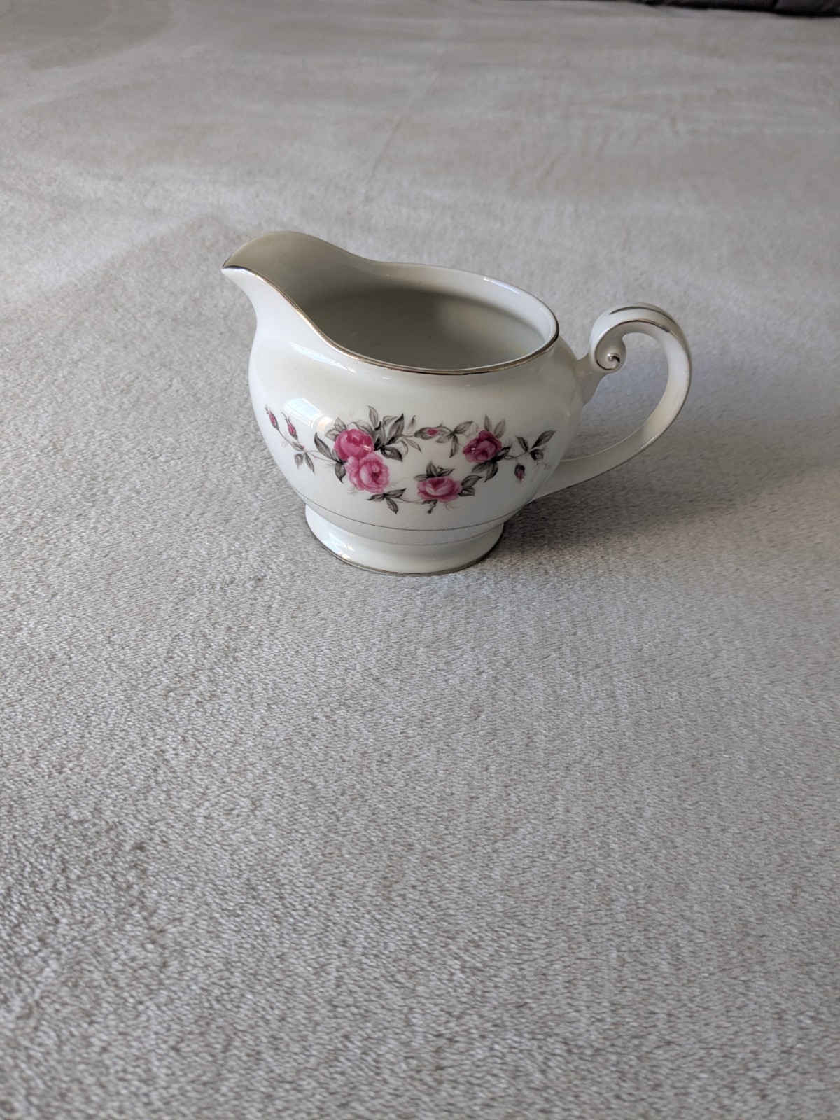 Kyoto Rose Garland Creamer 8047 Fine China Japan