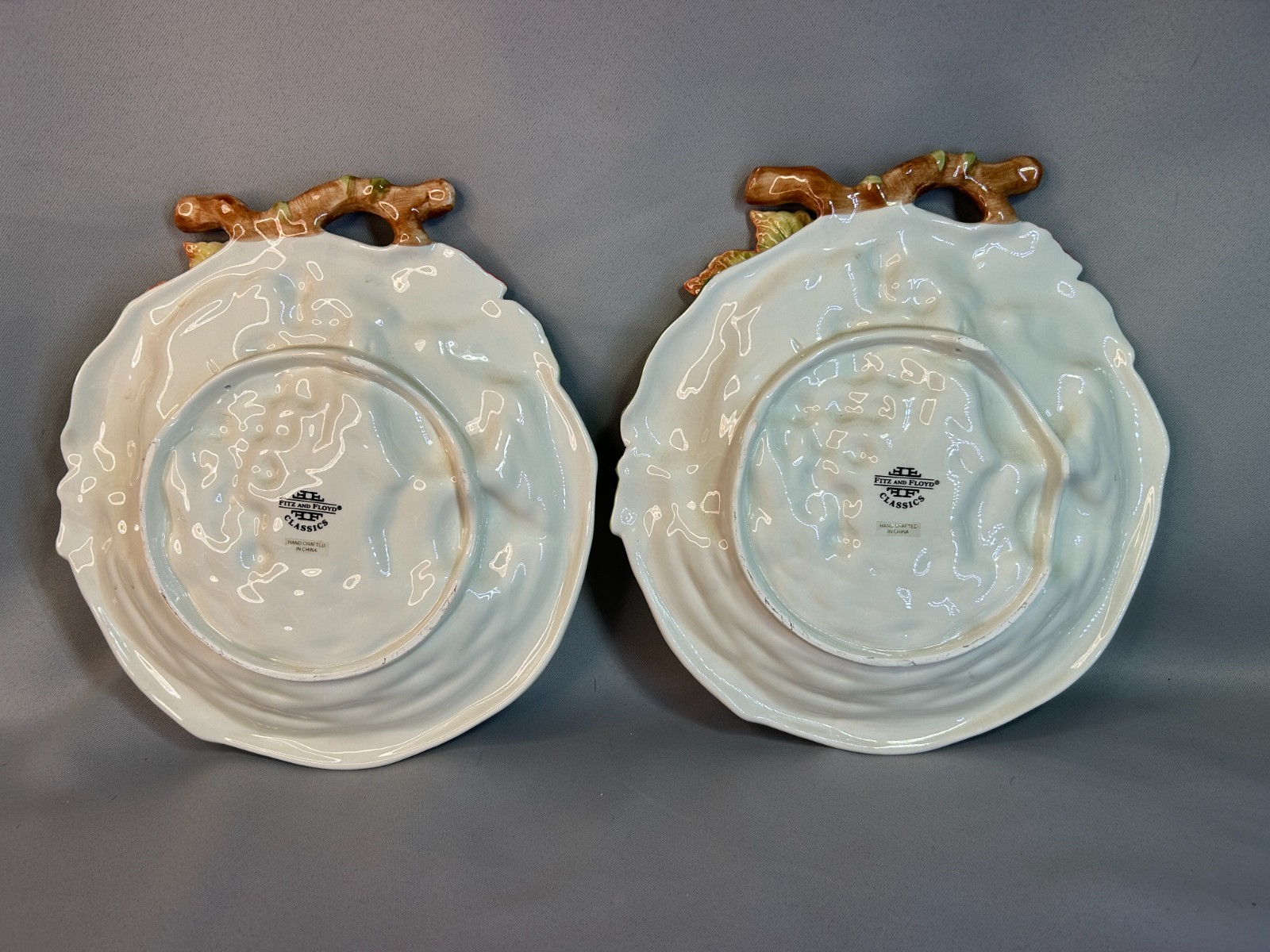 Pair Fitz & Floyd Classics Country Gourmet Round Plates 3D Leaf Fruit Design