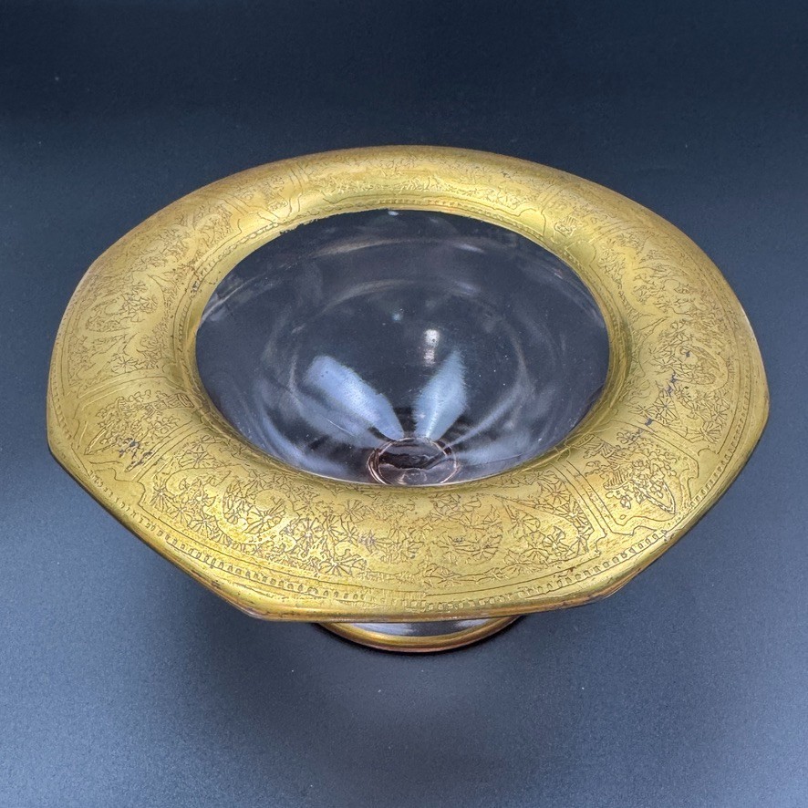 Vtg Octagonal Footed Pink Depression Glass With Gold Gilded Rim Etched Patterns