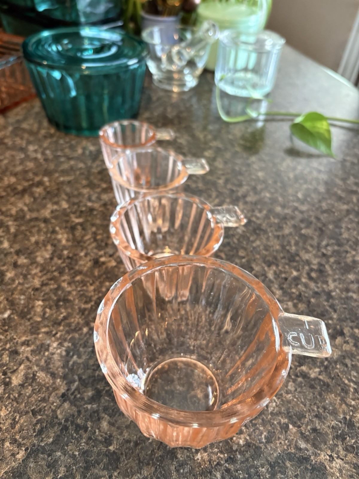 Vintage Jeannette Glass – princess pink and ultra marine with disnctve rib patt