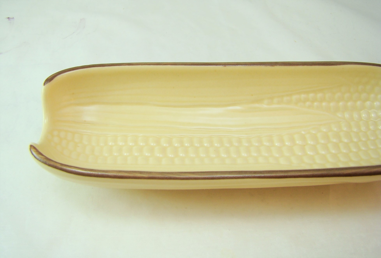 Pfaltzgraff VILLAGE USA Corn Holder(s) EXCELLENT