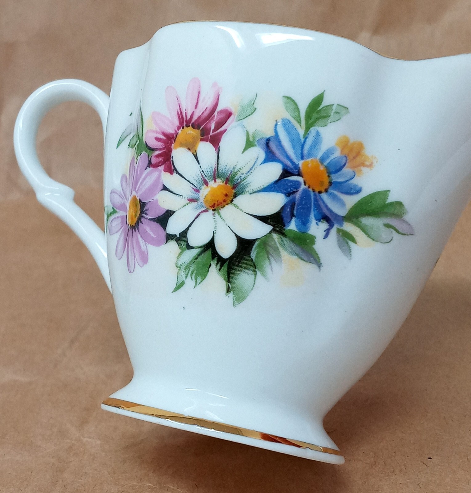 Crownford Creamer & Open Sugar Bowl set Fine Bone China England floral design