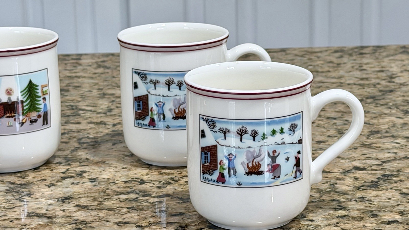 Villeroy & Boch Naif Christmas Mugs Set of 4 Luxembourg Fine China 3-5/8” Unused