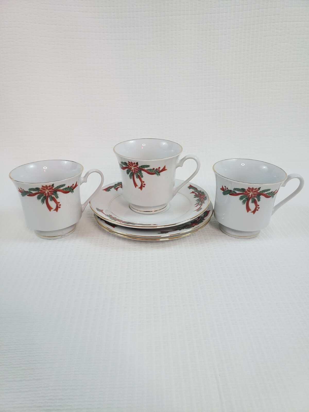 6 Tienshan Poinsettia Red Ribbon Ceramic Fine China Teacups Saucers