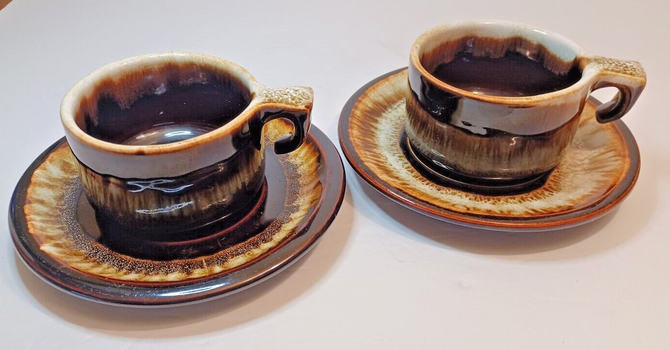 Two Pfaltzgraff USA Gourmet Brown Drip Open Handle Flat Cups Mugs with Saucers