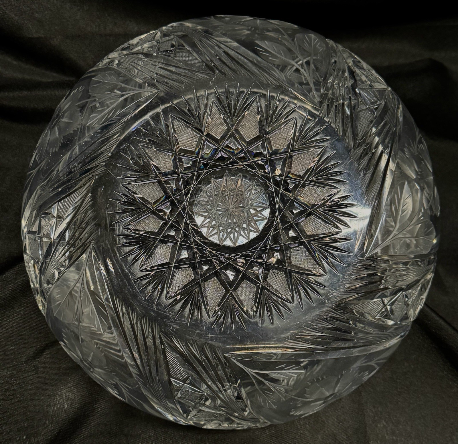 Antique American Brilliant Cut Glass Crystal Serving Bowl 11”Wide x 5” Tall