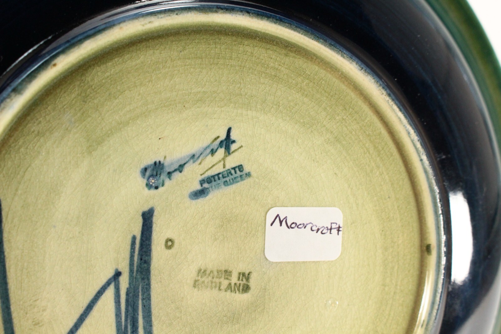 = 1930s Moorcroft Pottery Flambe Plate With Leaf & Berry Green Glaze England 9″