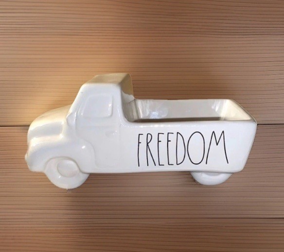 NEW RAE DUNN Patriotic White Ceramic FREEDOM Truck Home Decor NWT