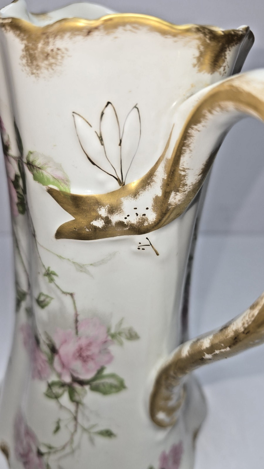 Limoges Haviland – Baltimore Rose – 9 in. Pink Schleiger 1151 Pitcher / Tankard