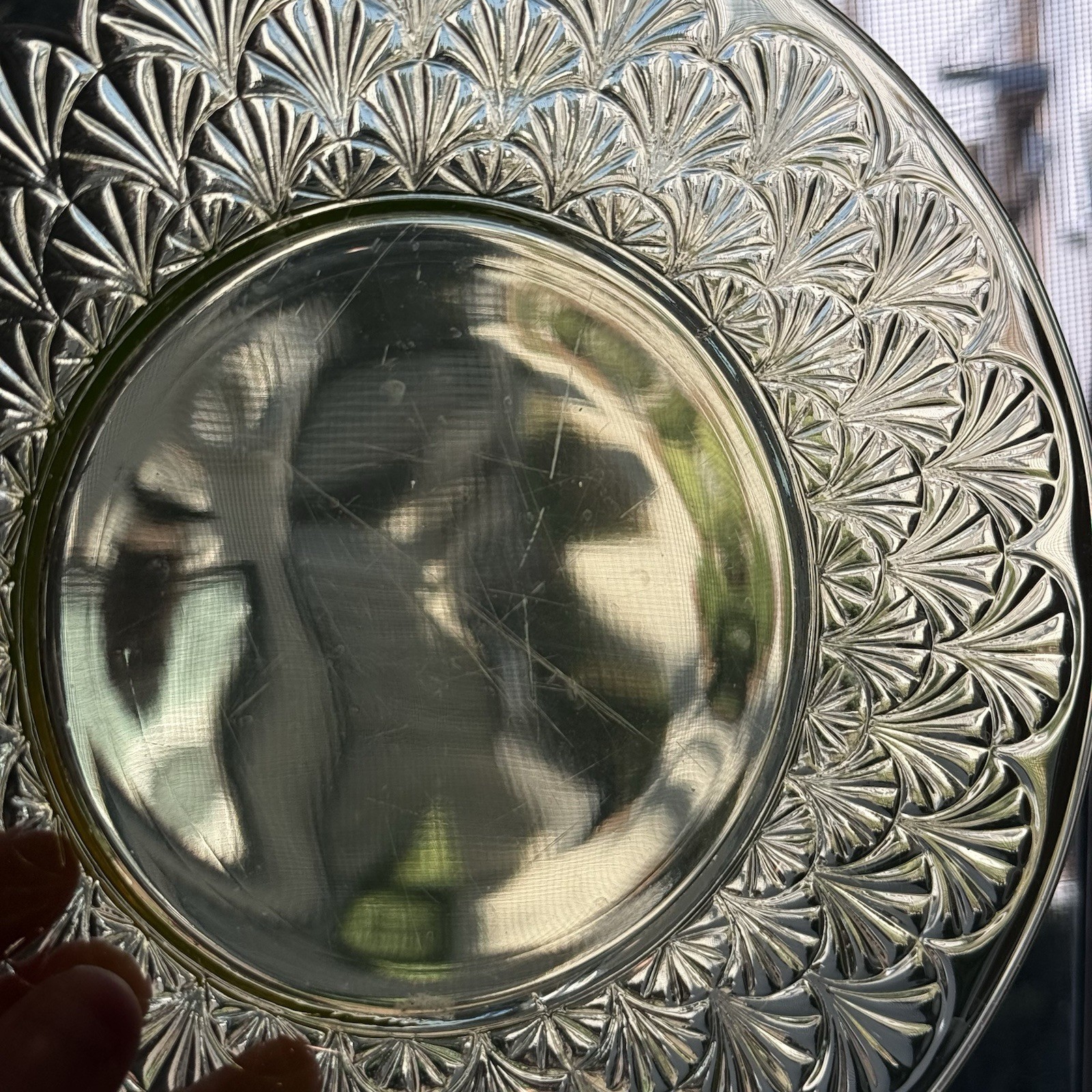 Antique Pukeberg Turkey Tracks Royal Fan Vaseline Uranium Glass 7.75” Plate