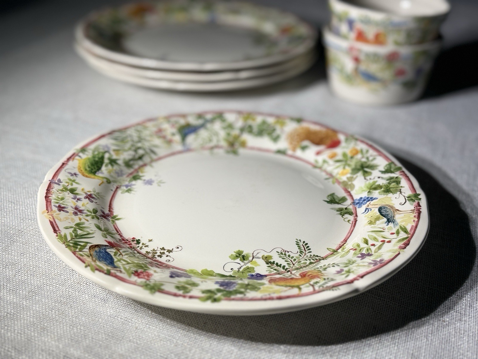 Gien France Villa Medicis Lunch Plates 9.25” Set 4 + 2 Baking Ramekins Faience