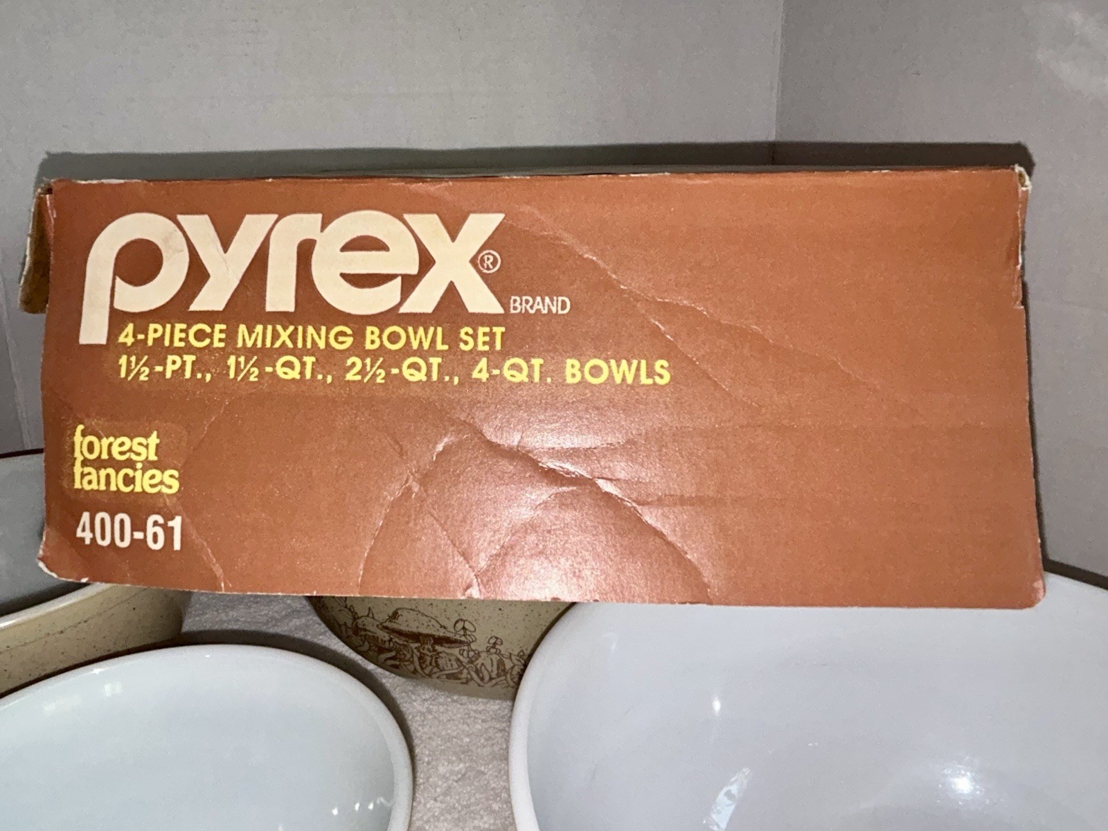 Pyrex Forrest Fancies Mixing Bowl Set Of 4 In Orig Box 401 402 403 404 Rare EUC