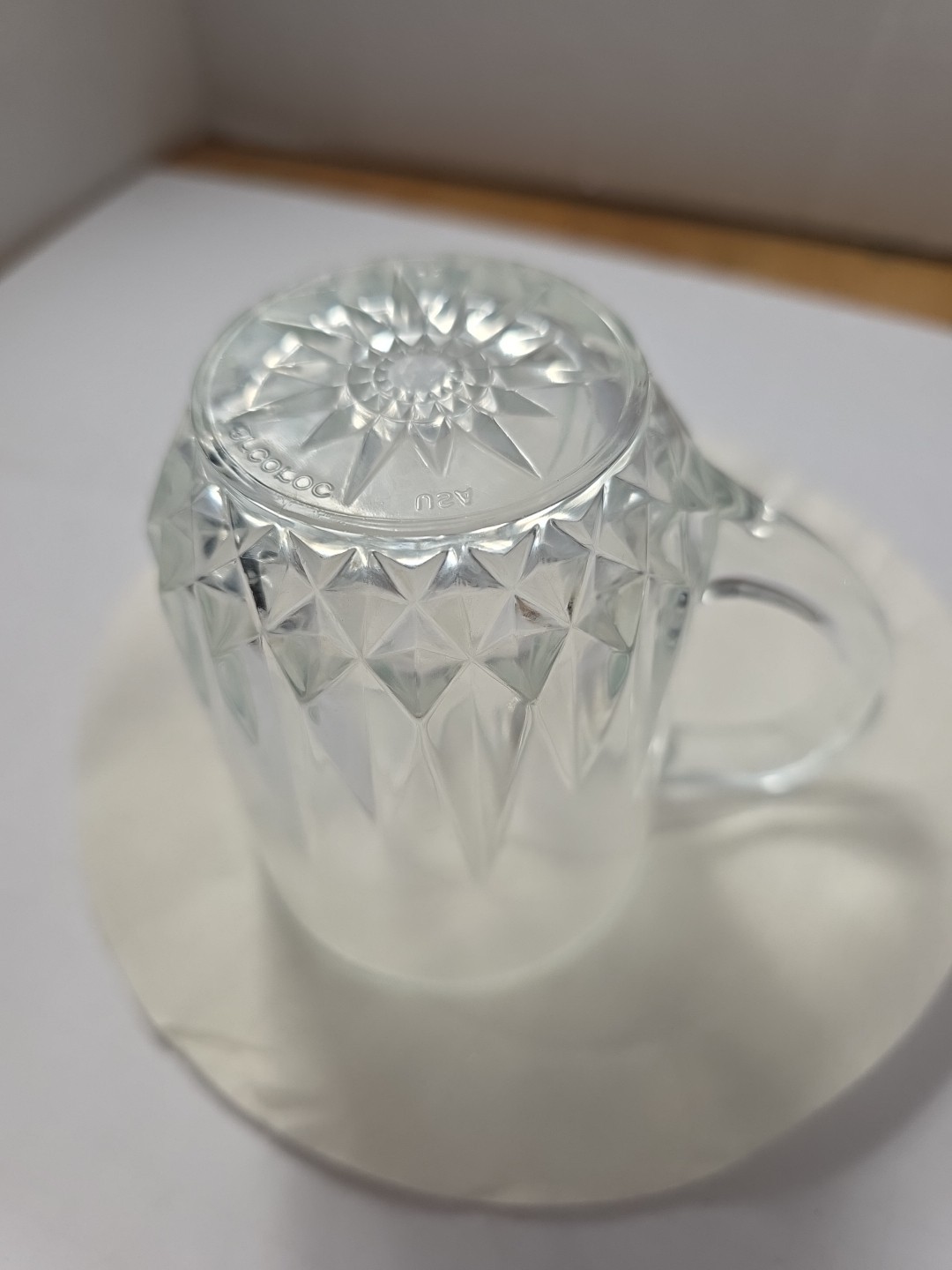 ARCOROC MADE IN USA CLEAR STARBURST COFFEE TEA MUG CUPS CLEAR 8 oz