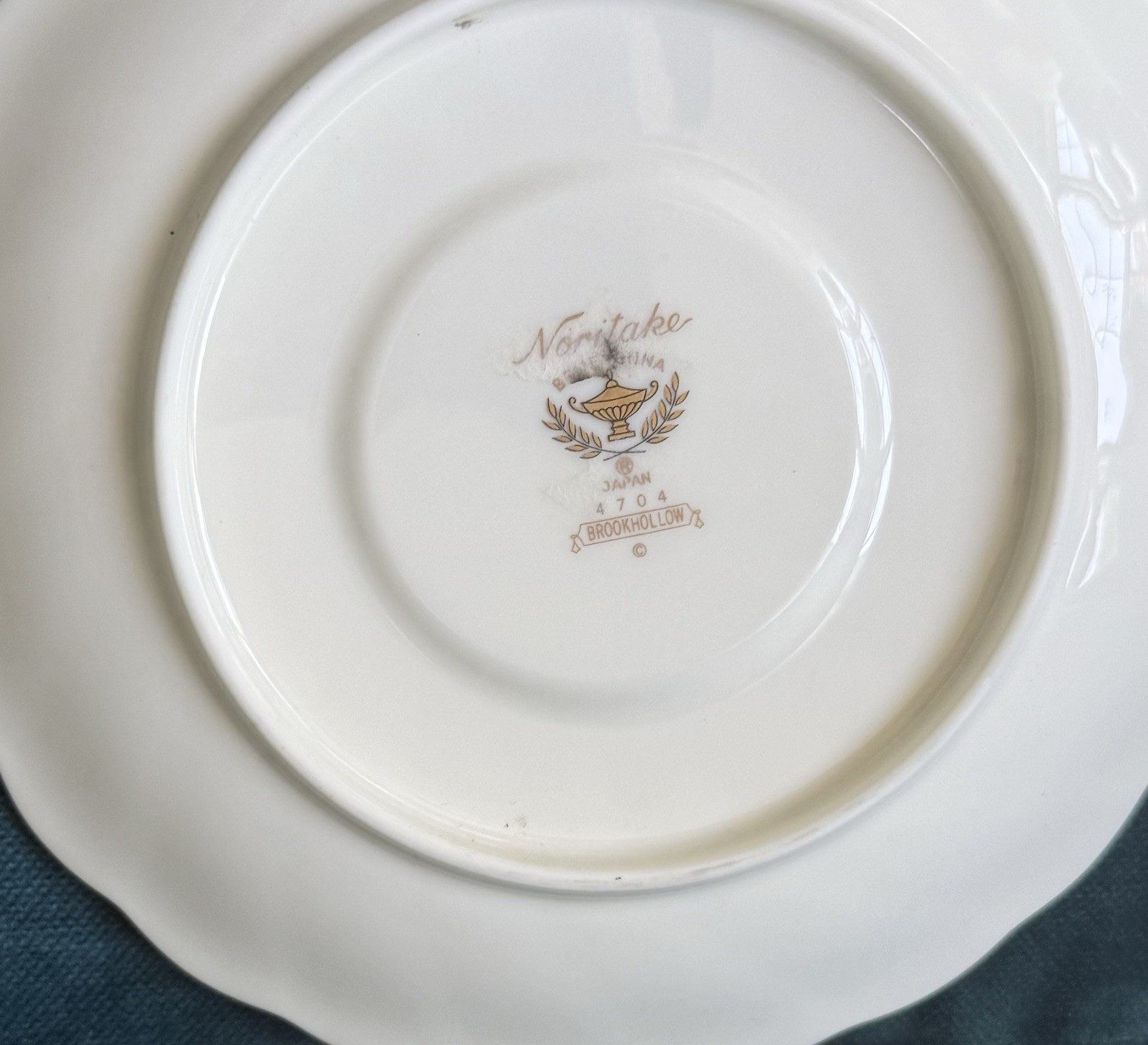 Noritake Bone China Teacup & Saucer Set Of 6, 4704 Brookhollow.