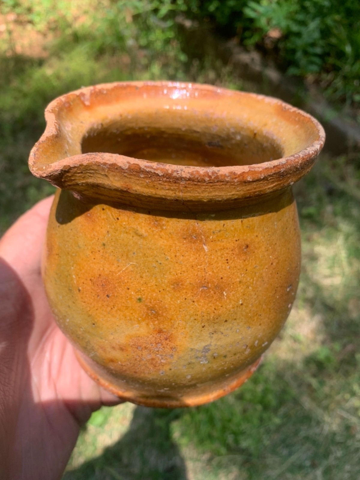 redware quart Pitcher Super Glaze no lid – flakes