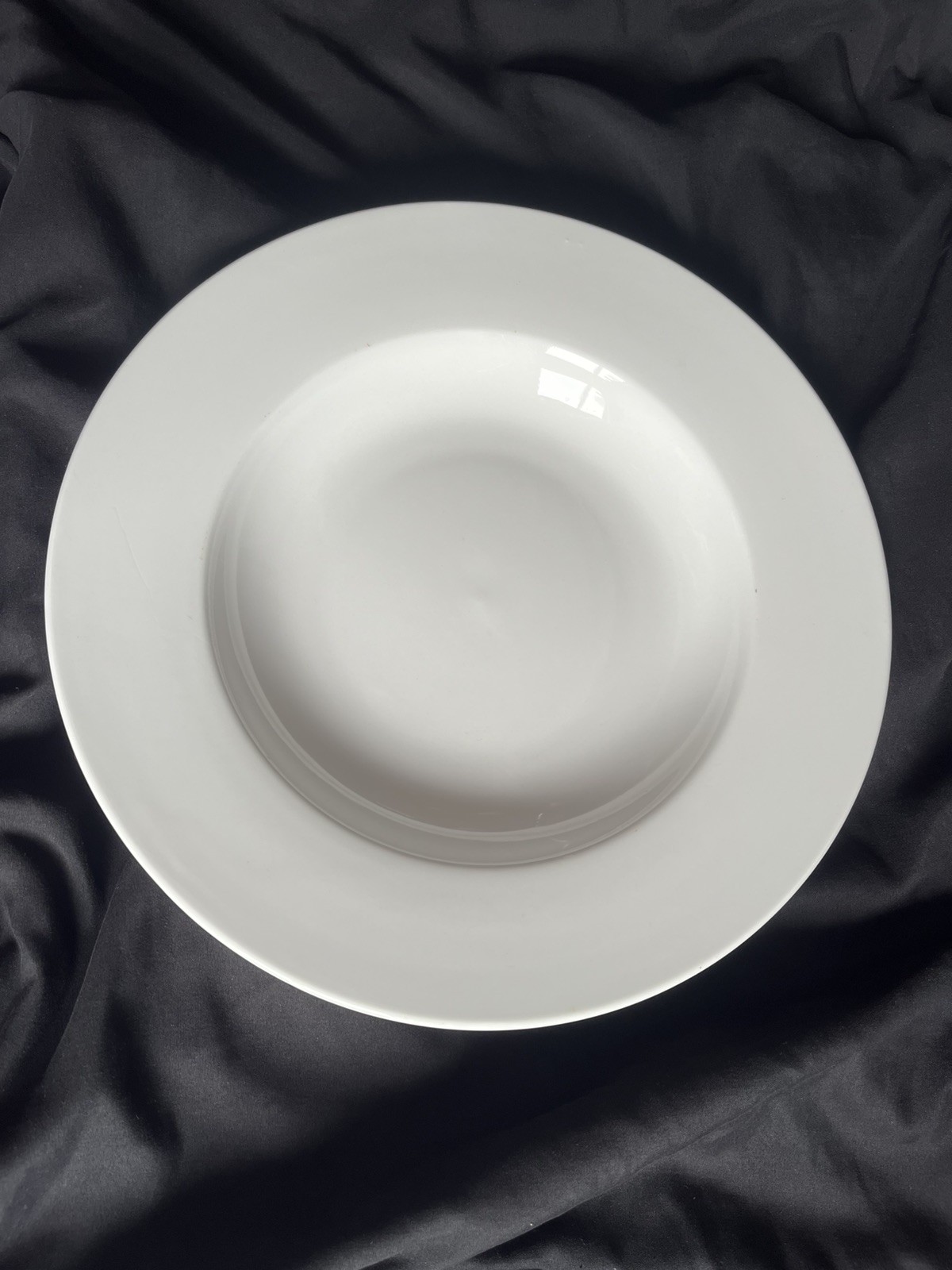 Solid White Dinner Plate 11 3/4 Inches Wide