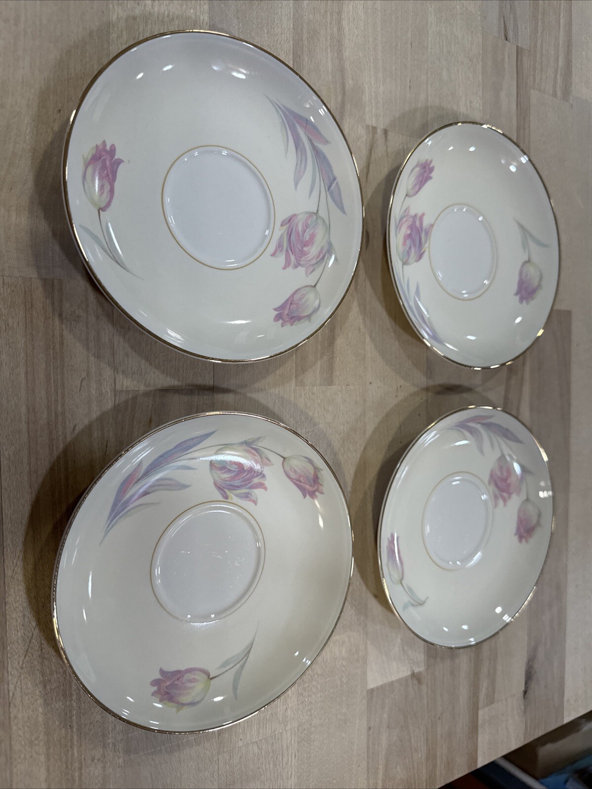 Set Of 4 VINTAGE Homer Laughlin Eggshell Nautilus Round Saucer Tulip China Plate