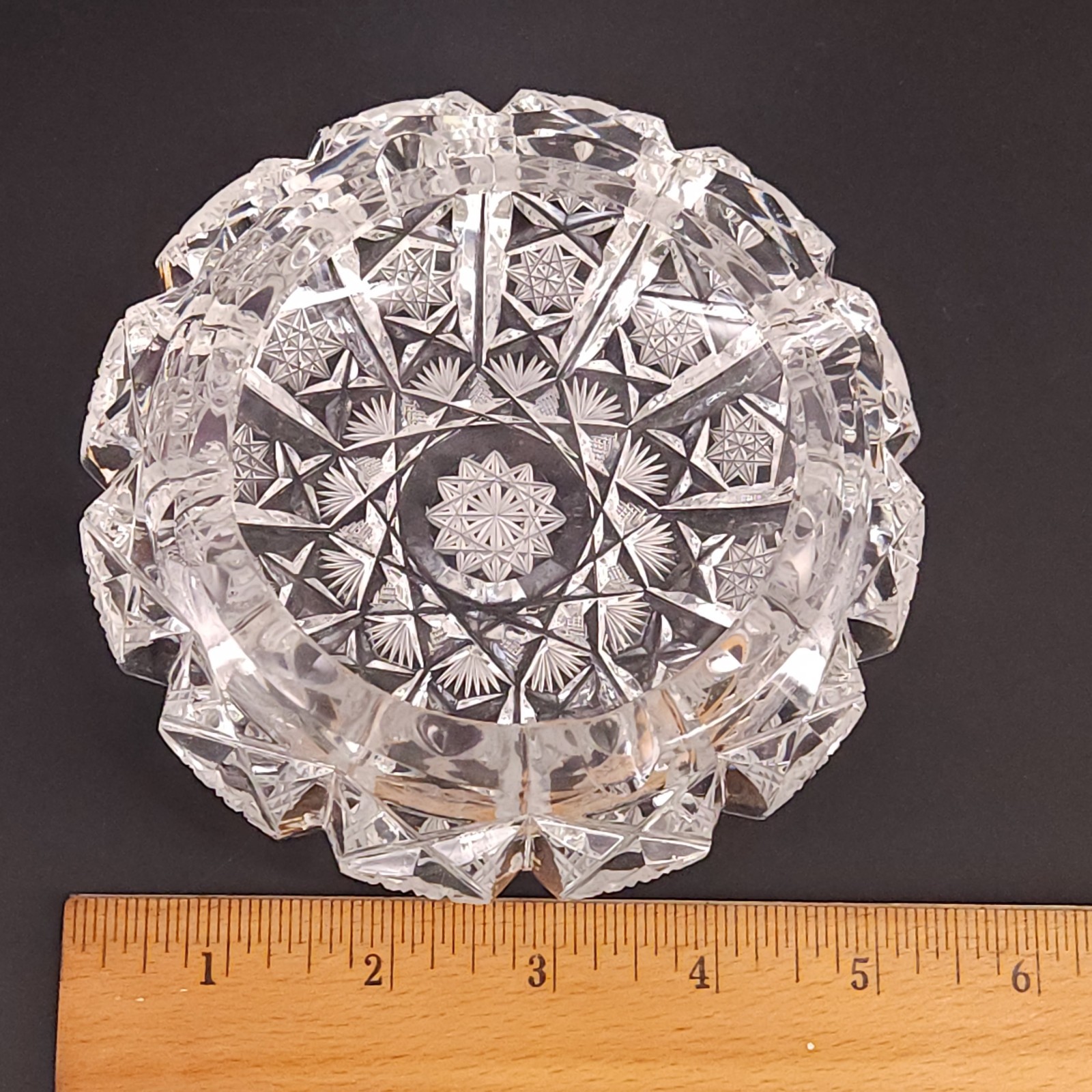 Antique American Brilliant Period Cut Crystal Glass Ashtray Dish 5.25″W Hobstars