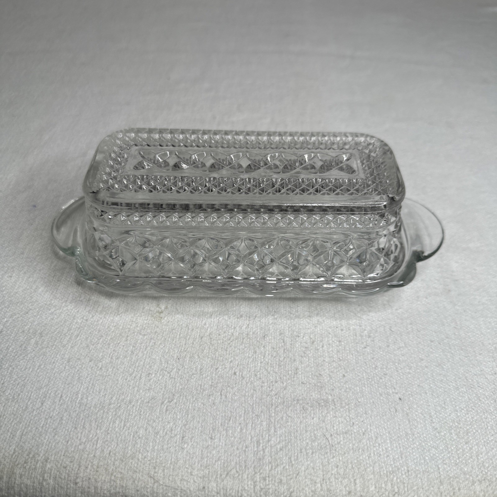 Vintage 1960s ANCHOR HOCKING Wexford Diamond Pattern Covered Glass Butter Dish