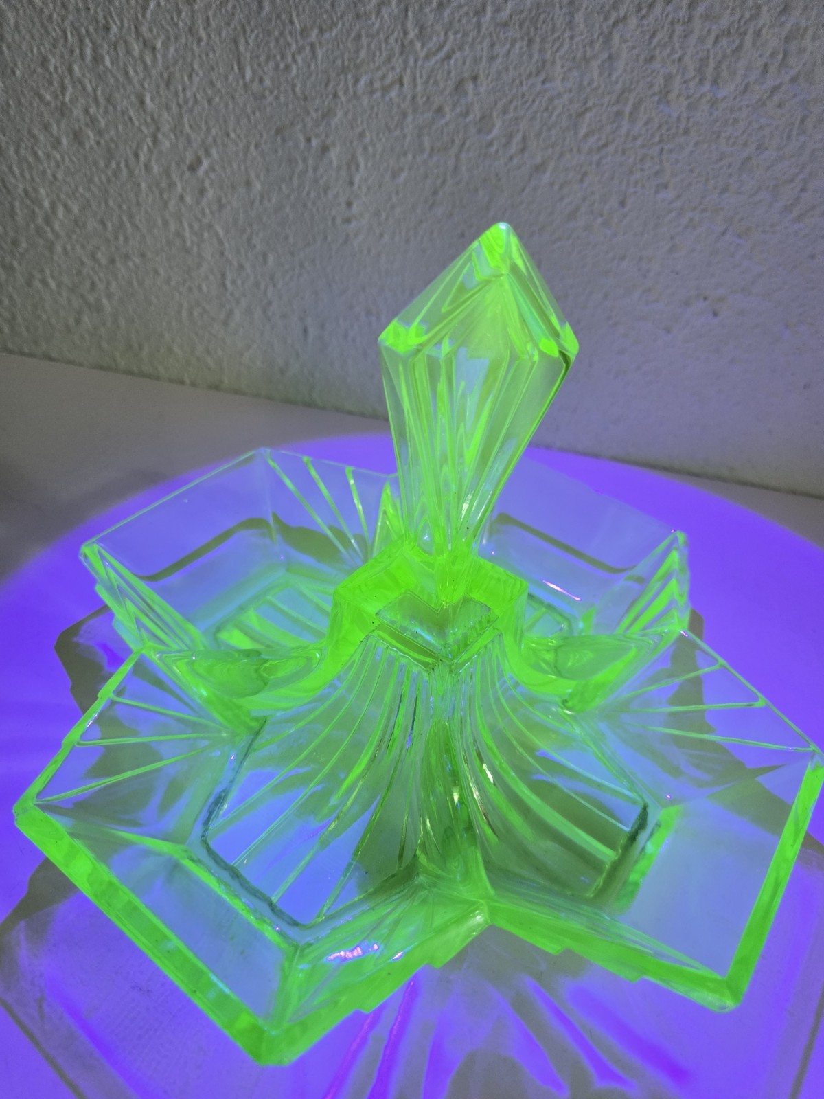 Vintage Indiana Glass Pyramid Relish Tray 4 Sections Art Deco Depression Uranium