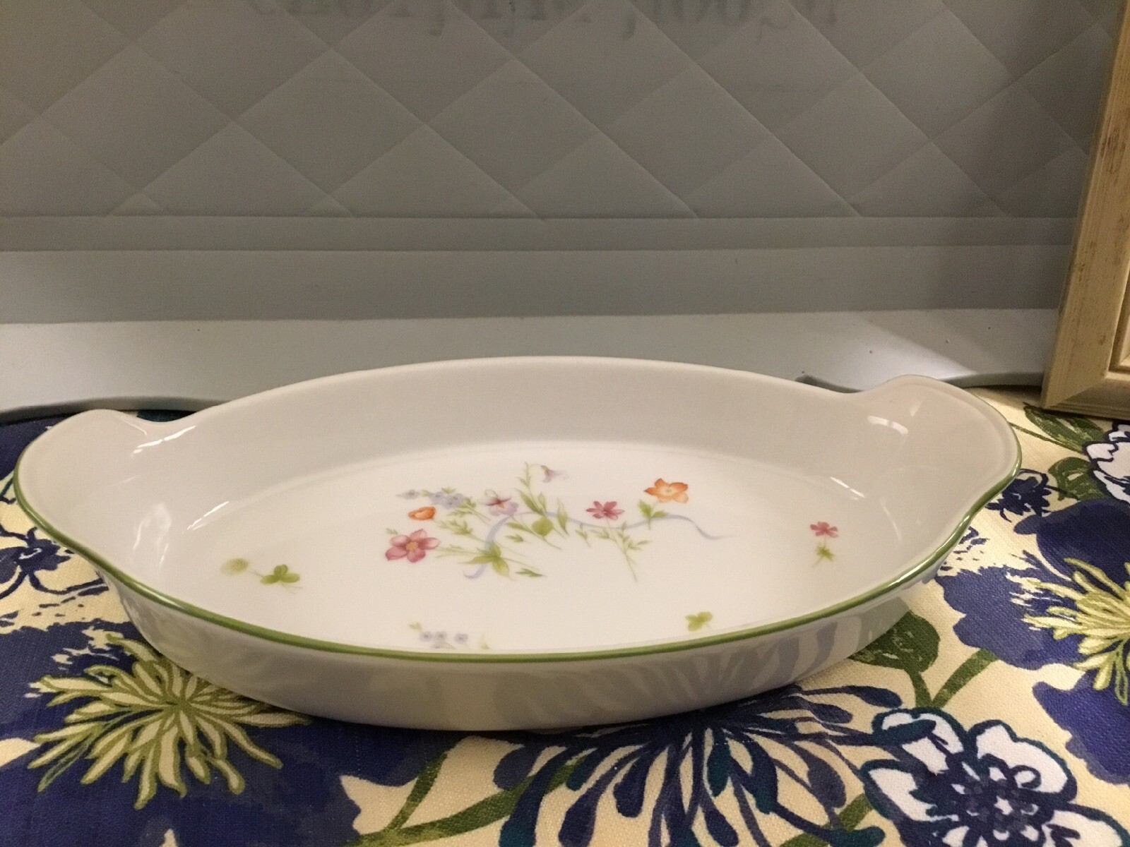 Mitterteich Porcelain Germany Bavaria 557/28 Floral Casserole Dish Bakeware Nice