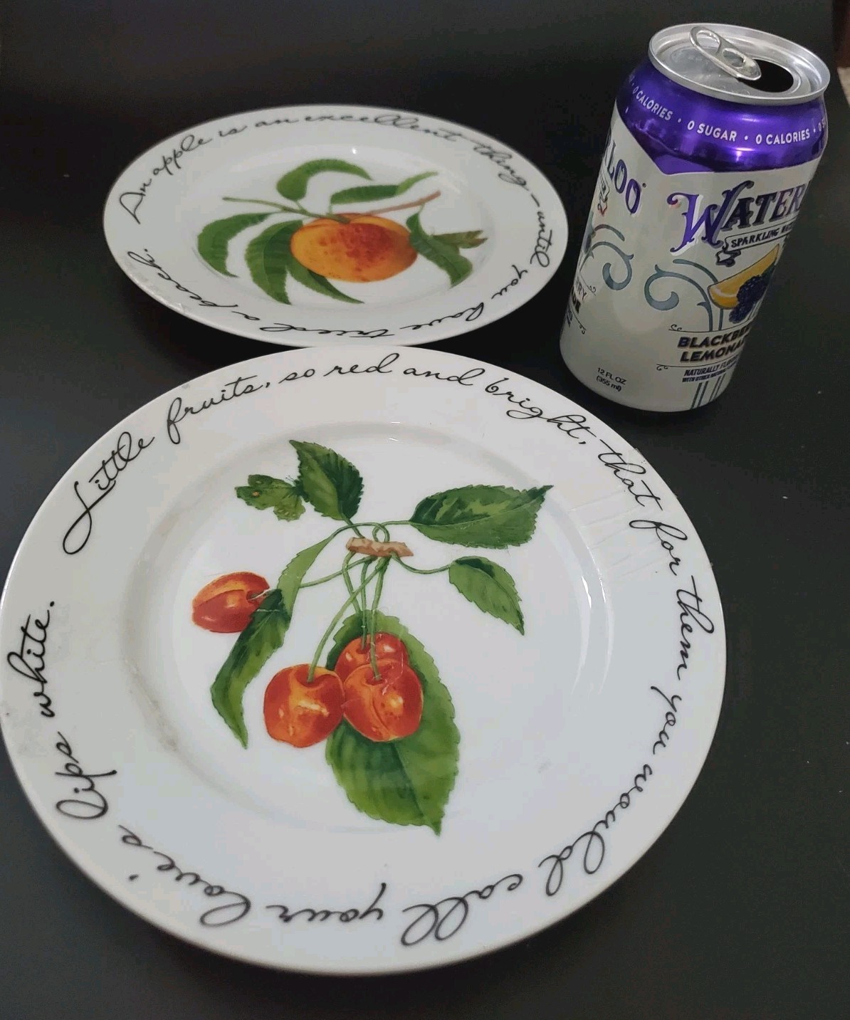 Set 2 Williams Sonoma Orchard Suite Fruit Dessert Snack Or Luncheon Plates
