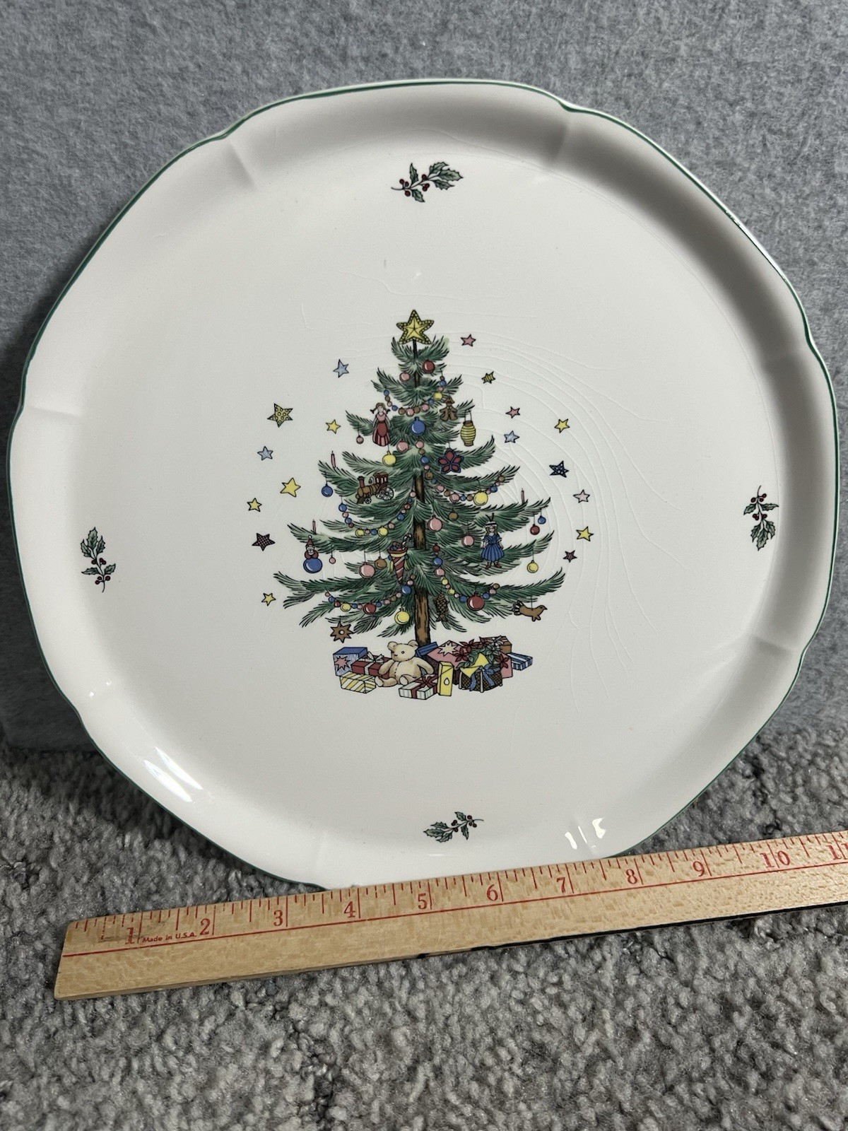Vintage Nikko Round Serving Platter Happy Holidays Japan Victorian-Style Tree