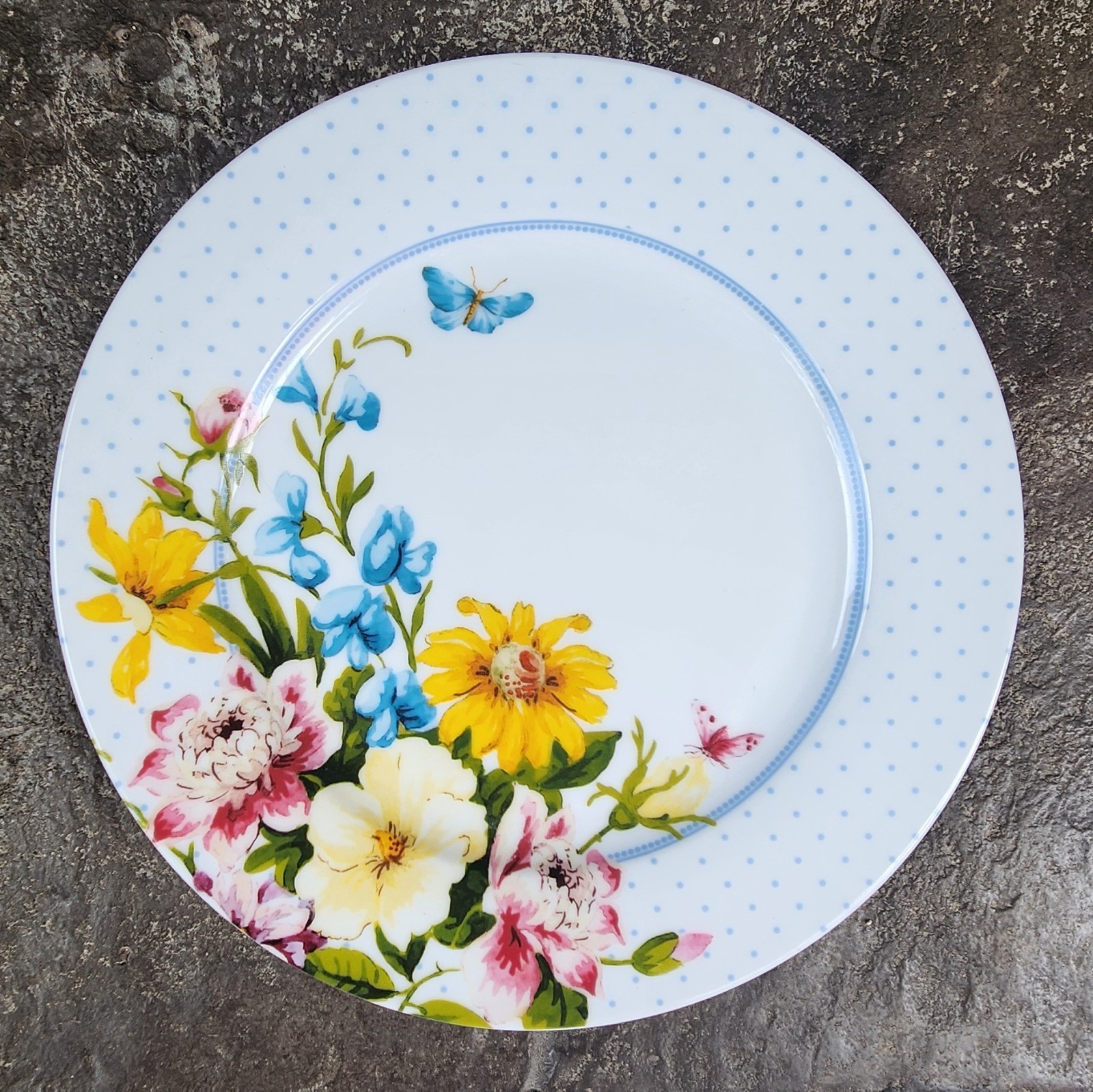 4 Vintage Katie Alice English Garden Dinner Plates. England. 10.5″