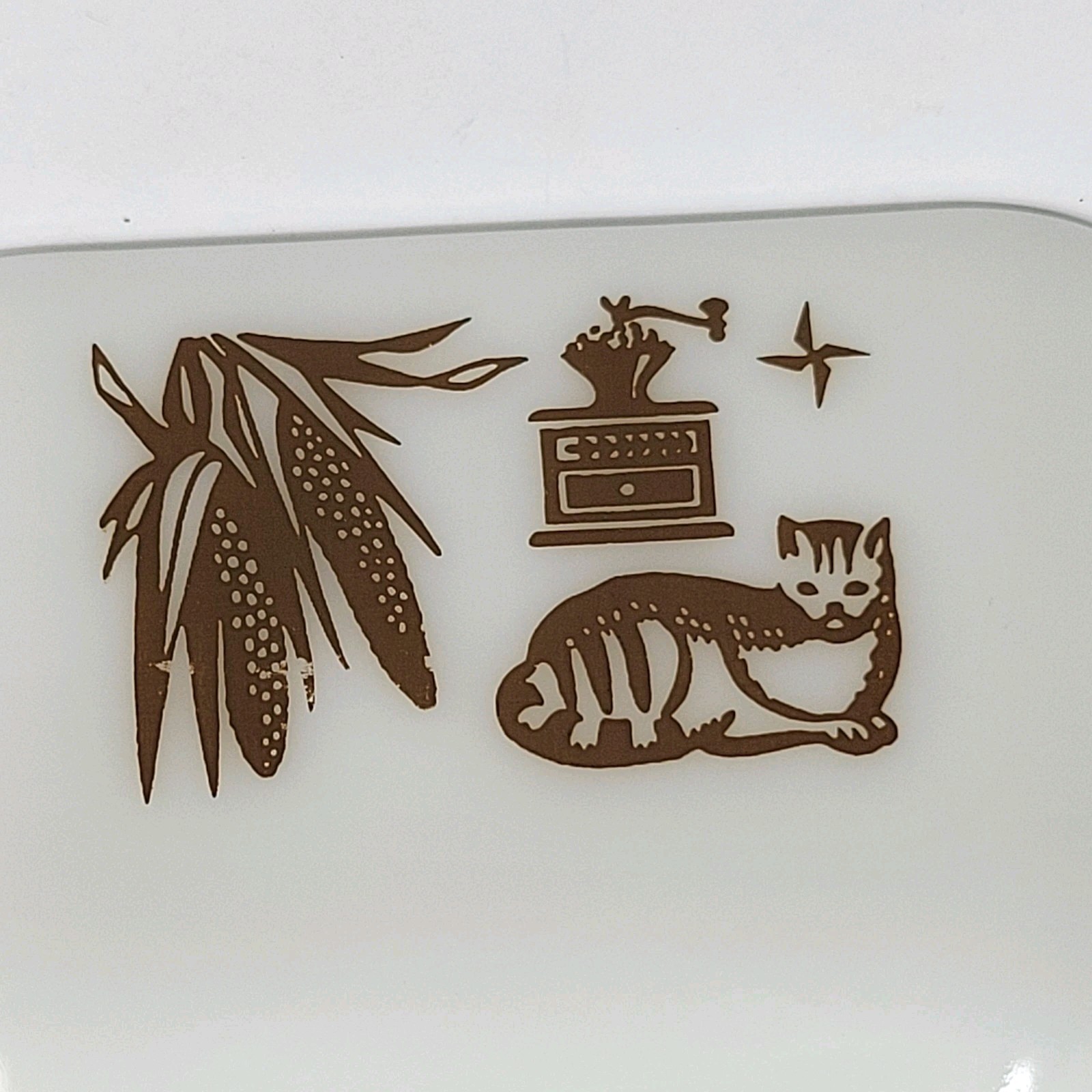 Vintage Pyrex Early American Pattern Refrigerator Set 3 Dishes w/Lids 501 & 502
