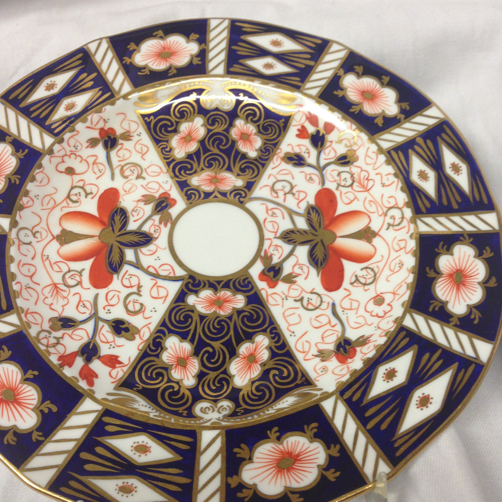 ROYAL CROWN DERBY TRADITIONAL IMARI SALAD PLATE 8″ BLUE PANELS RUST FLOWERS GOLD