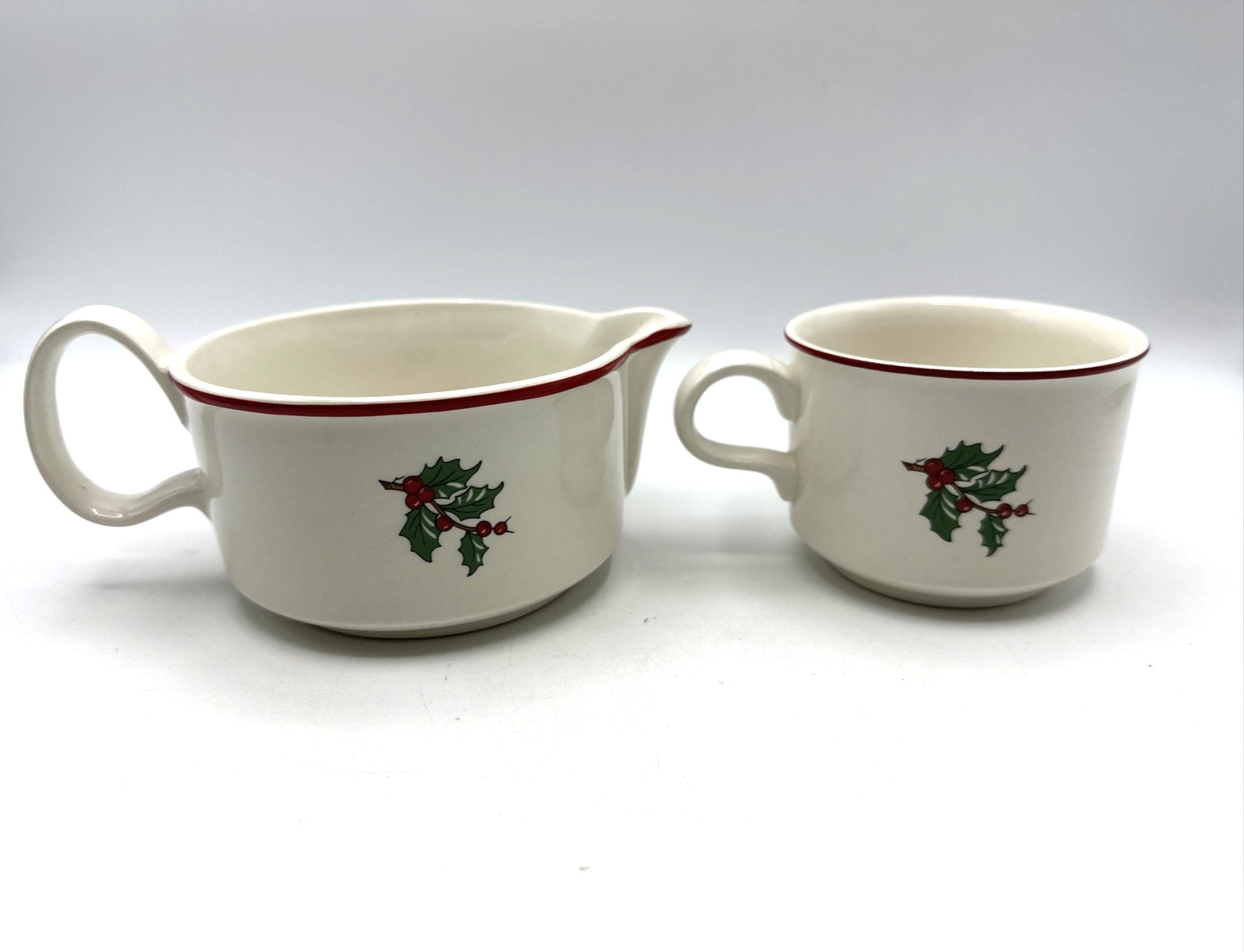 4 Piece Cuthbertson Christmas Tree Holly Berry Cups and Pitcher Set Vintage
