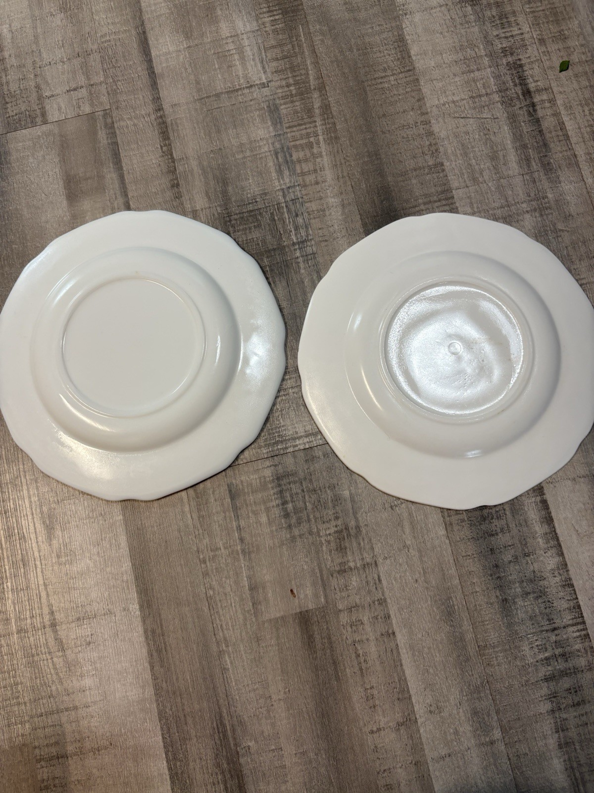 Set of 2 Indiana Glass Colony Harvest Milk Glass Dinner Plates Grape Vine