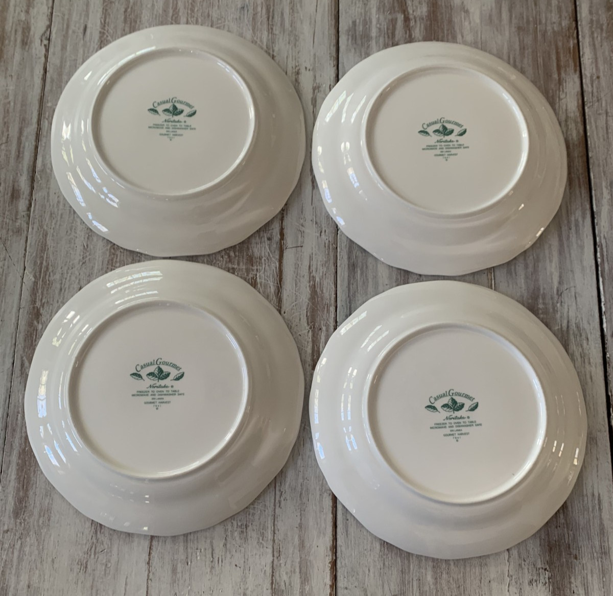 Noritake Casual Gourmet HARVEST Dinner Plates Fruit 10-5/8″ Laurel Set 4