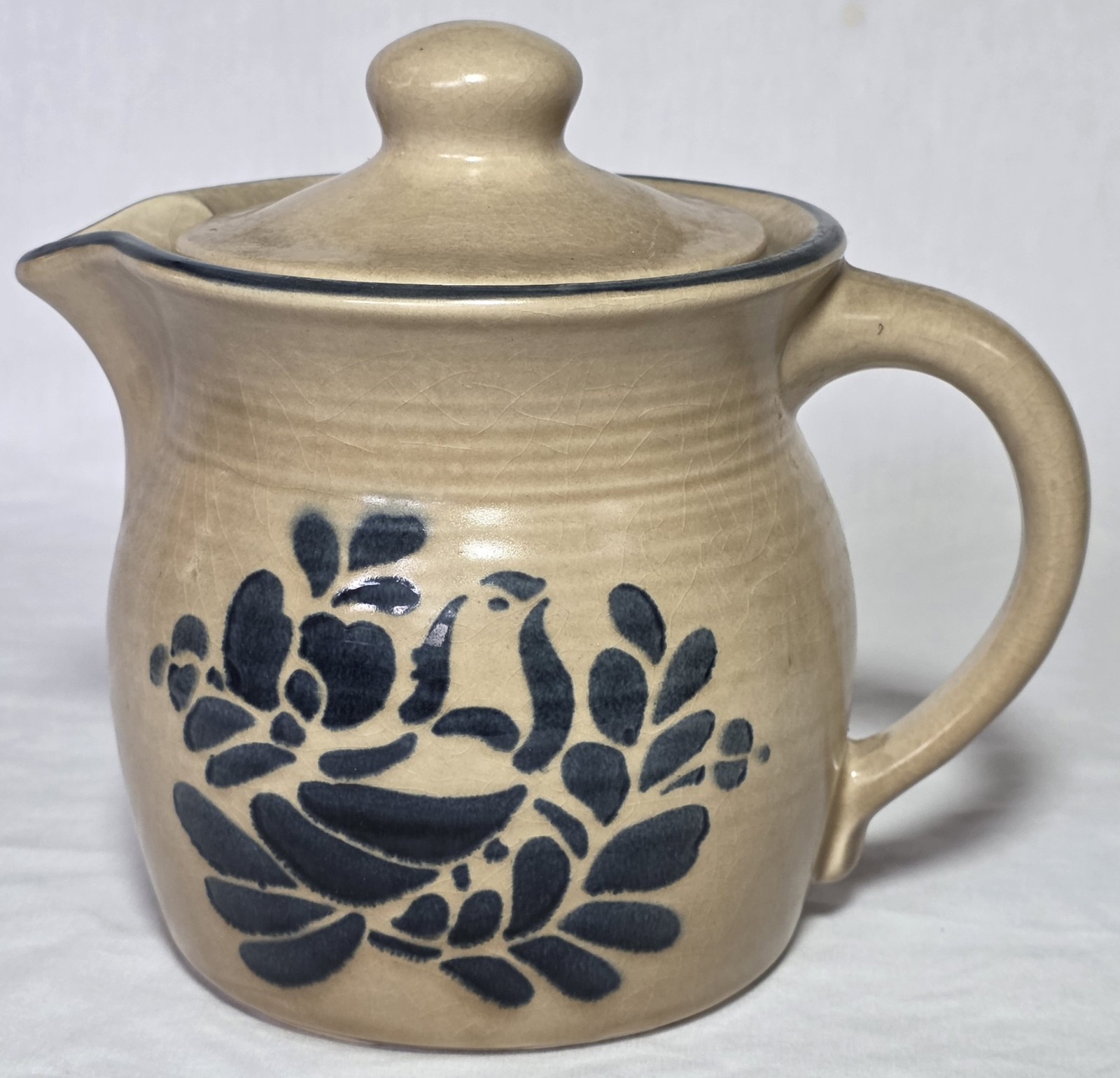 Pfaltzgraff Folk Art 550 Stoneware Teapot 8″ Blue Tan, 40oz Bird Marked
