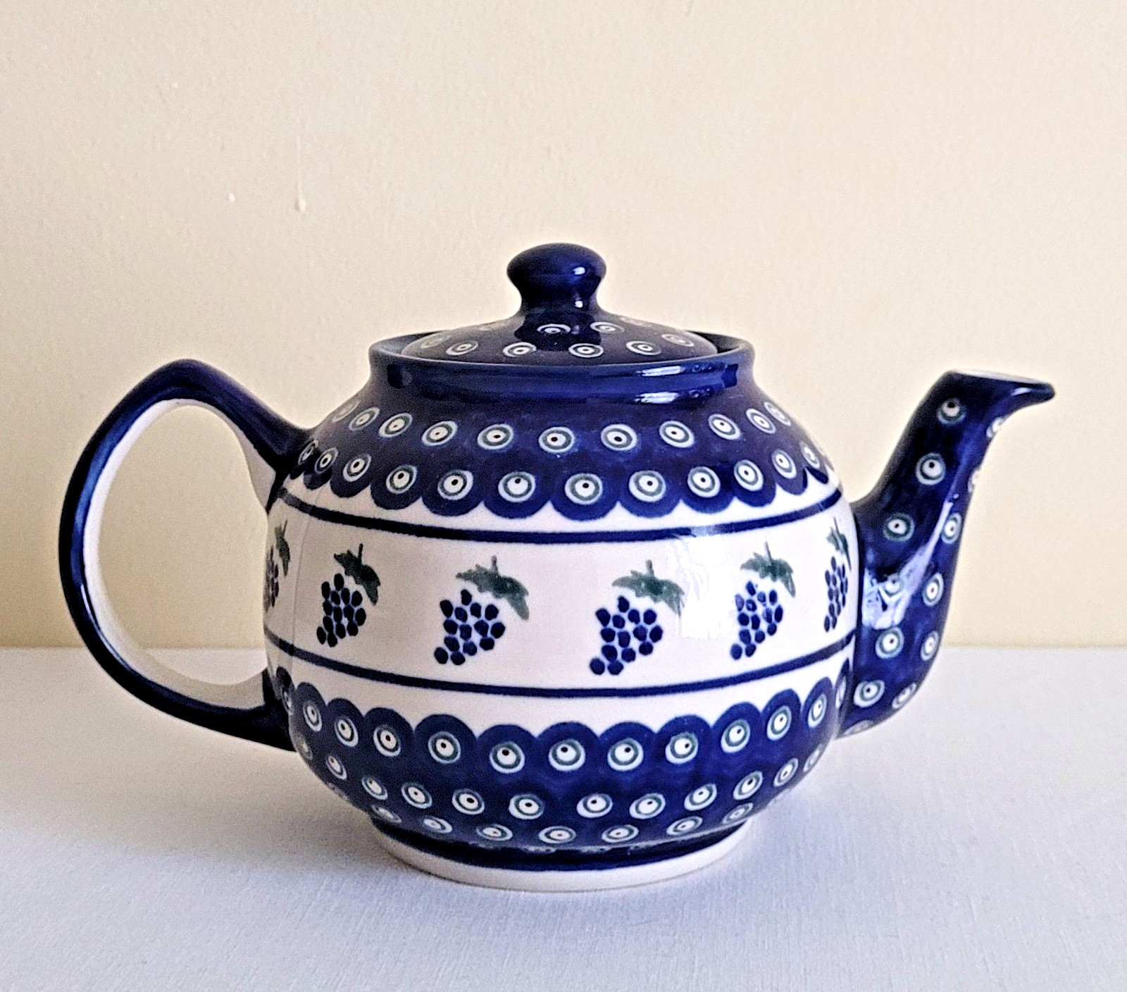 Boleslawiec Polish Pottery Peacock Blue Grapes Teapot with Lid – 5 1/2 inches