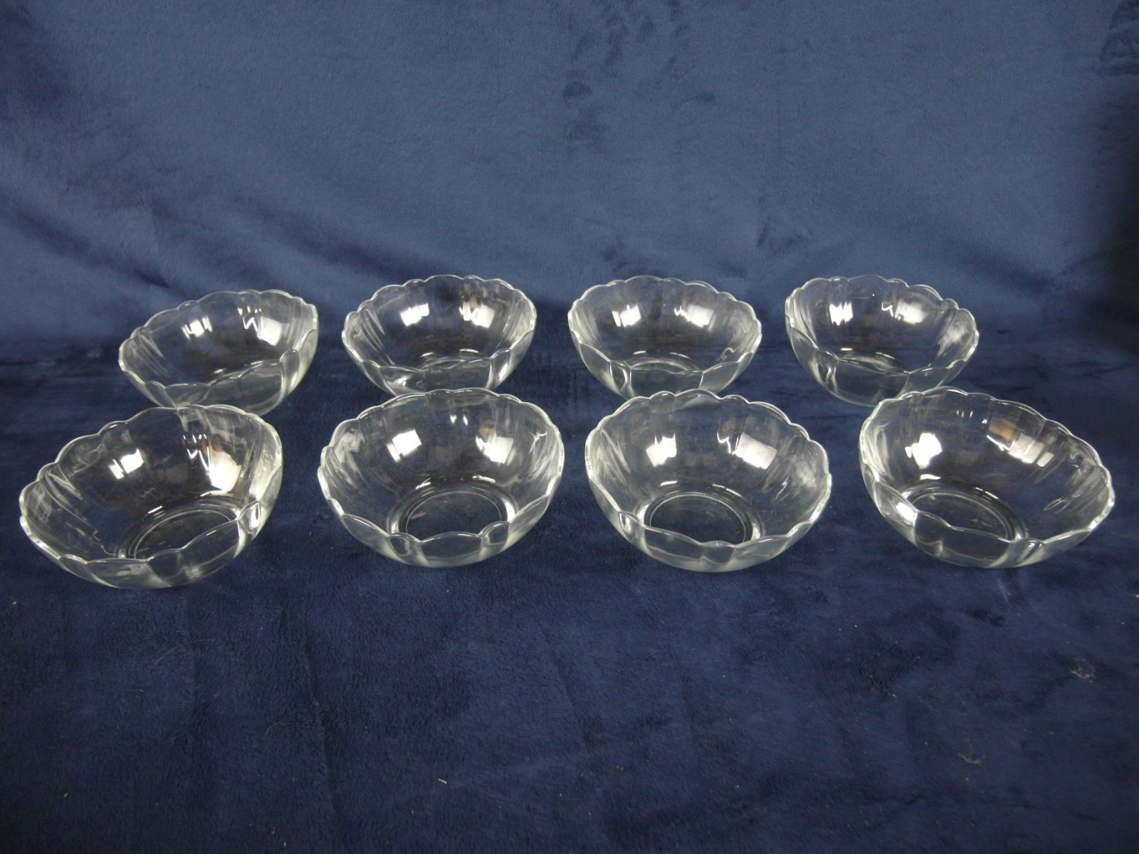 Set 8 VTG Arcoroc Arcade Bengale 5″ Scalloped Glass Bowls Berry France Nappy