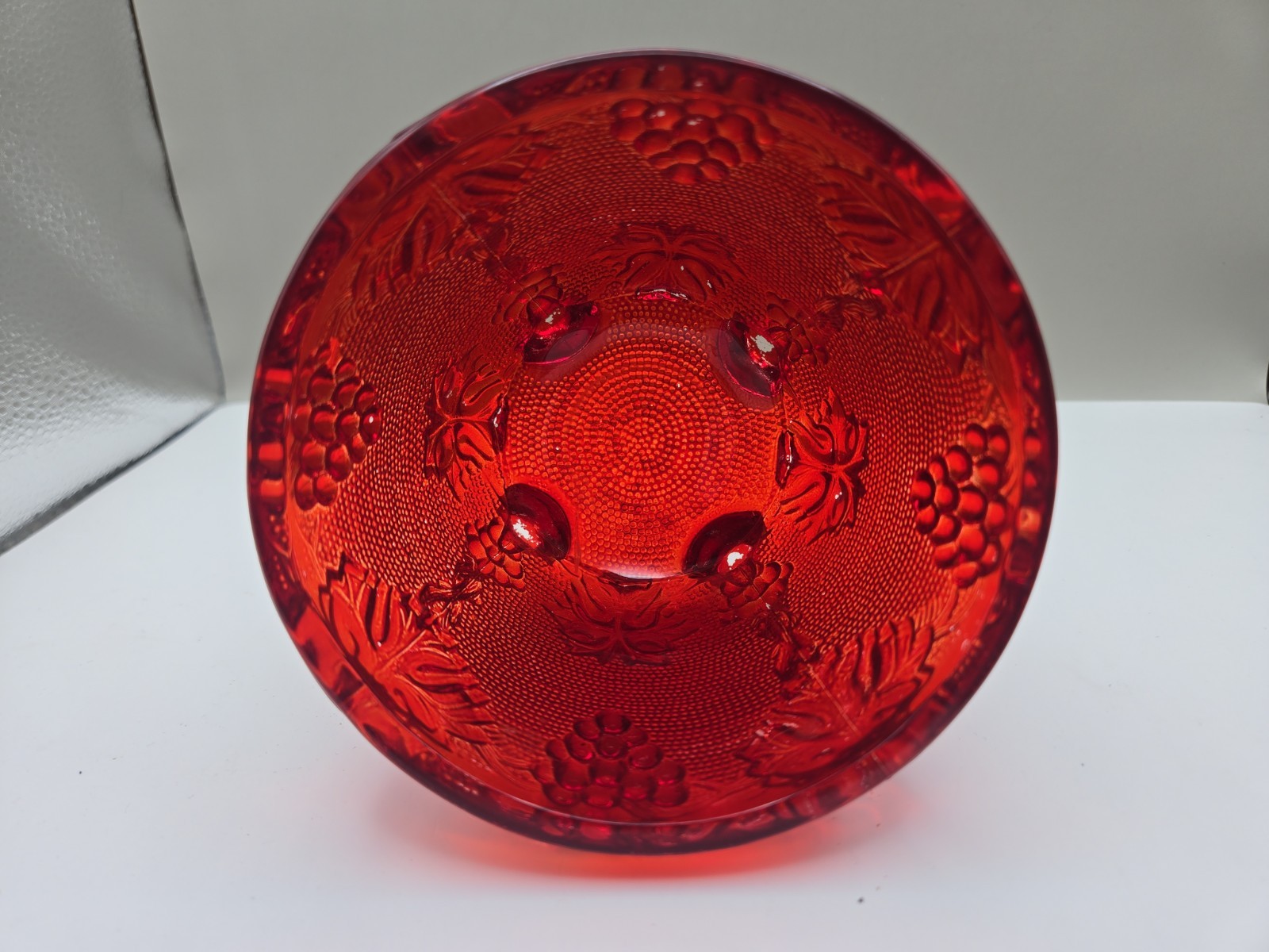 Vintage Jeanette Ruby Red Pressed Glass Harvest Grape Footed Candy Dish With Lid