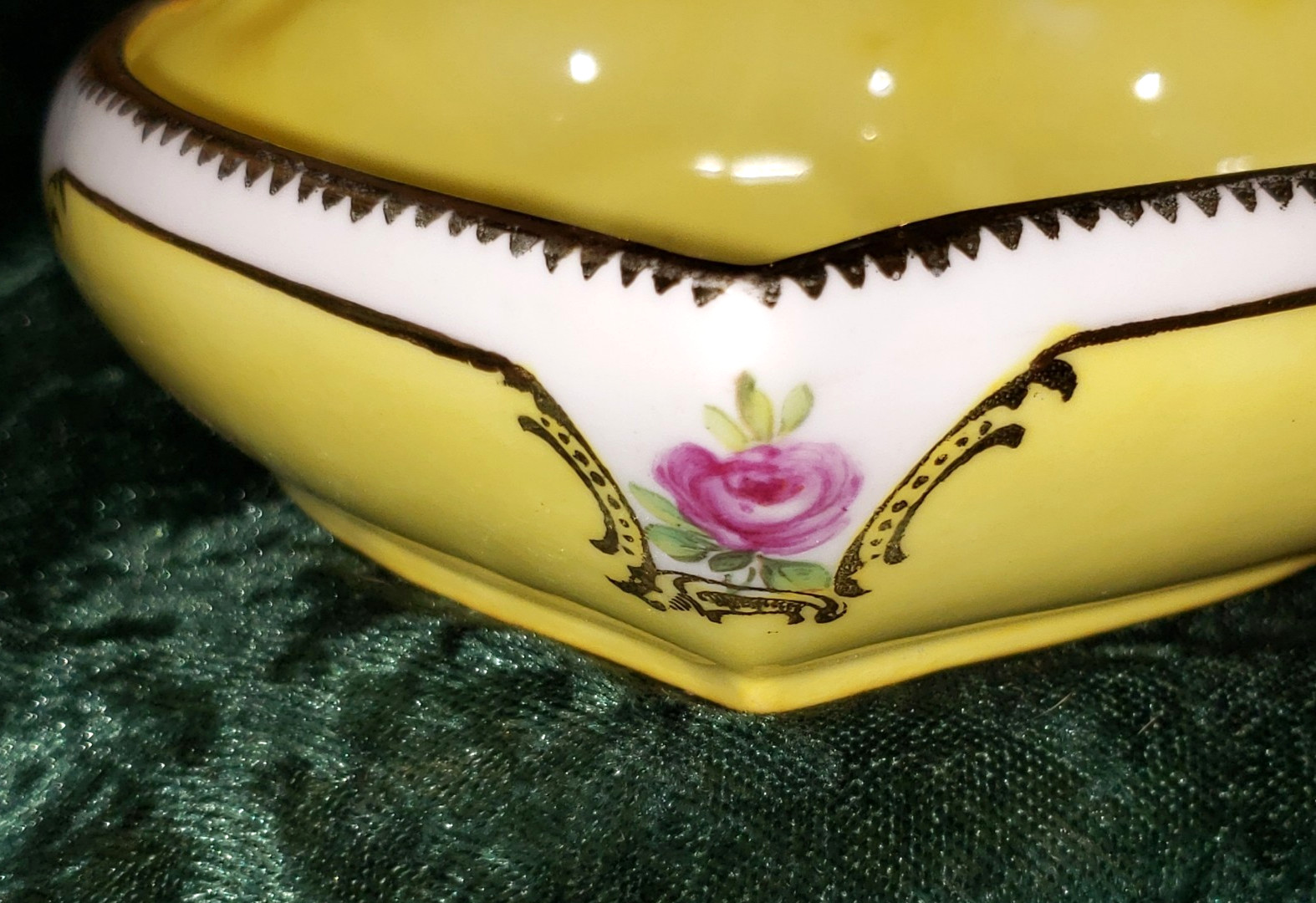 VTG Dresden Floral Trinket Dish 24 kt Gold Gilt Handle Heart Shaped Signed