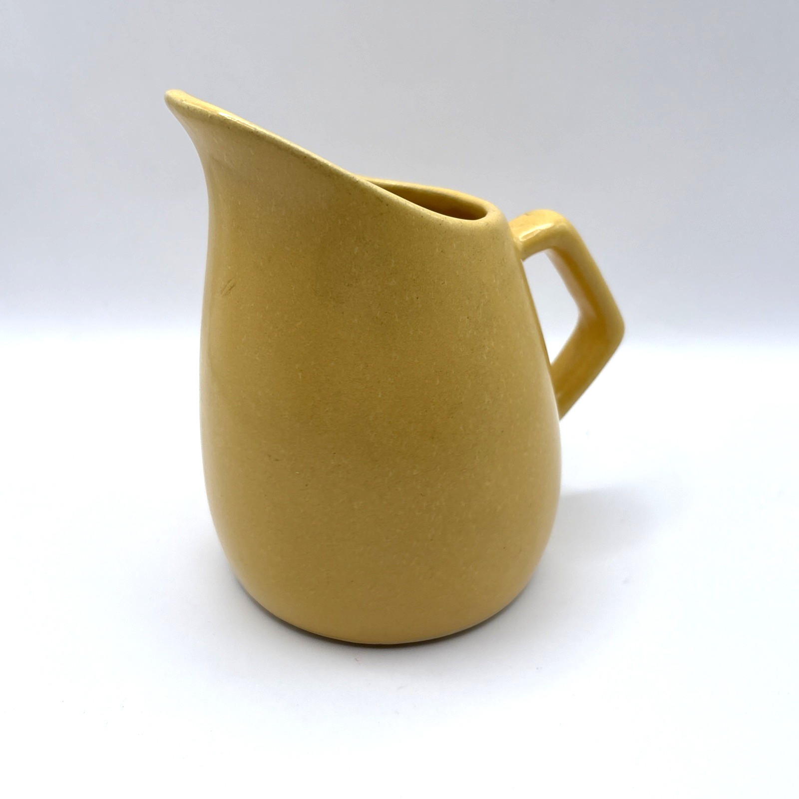 VTG Retired La Solana Yellow Creamer 4.75 ” Pottery made in Scottsdale AZ 1950s