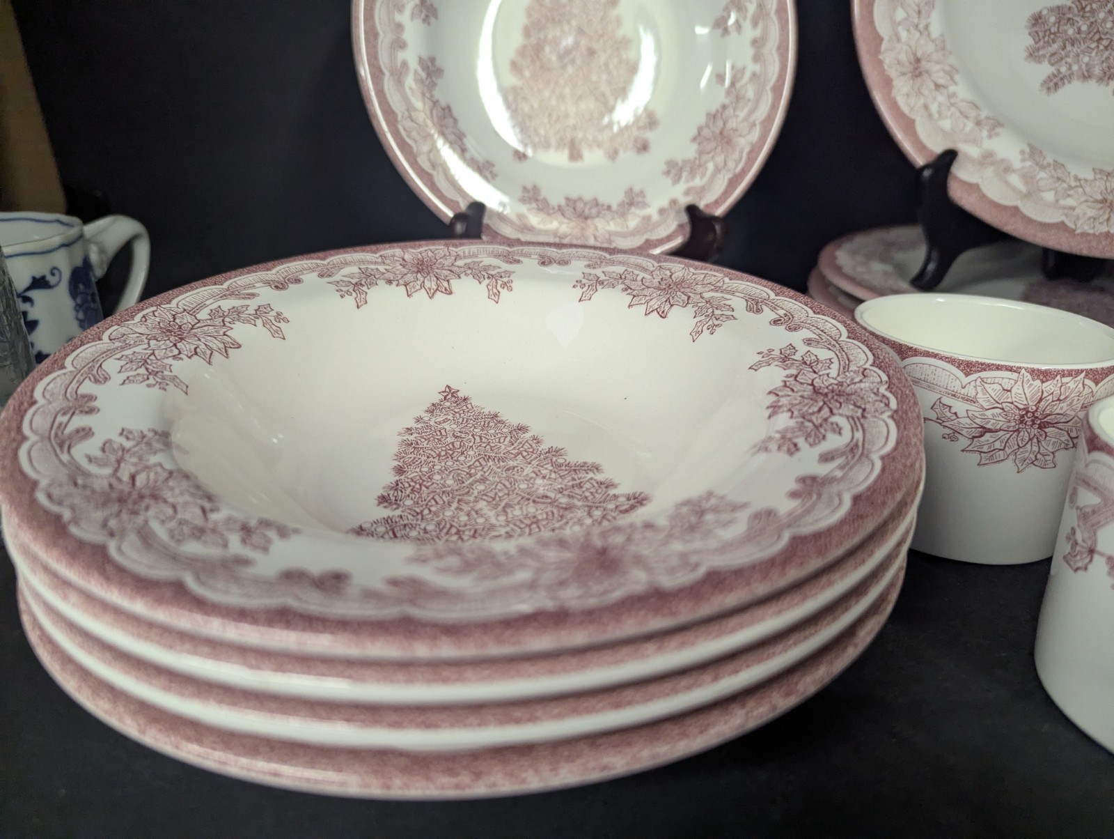17pc Staffordshire Yuletide Red Christmas Tree – Dinner & Sald Plates Bowls Cups