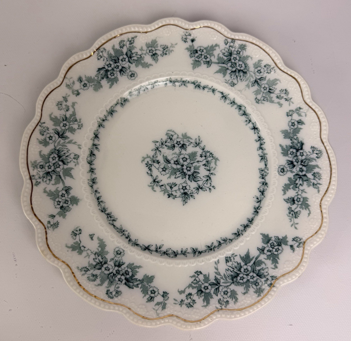 Staffordshire Grindley & Co ‘Eileen’ 9″ Dinner or Cake Plate CIRCA 1899-1914