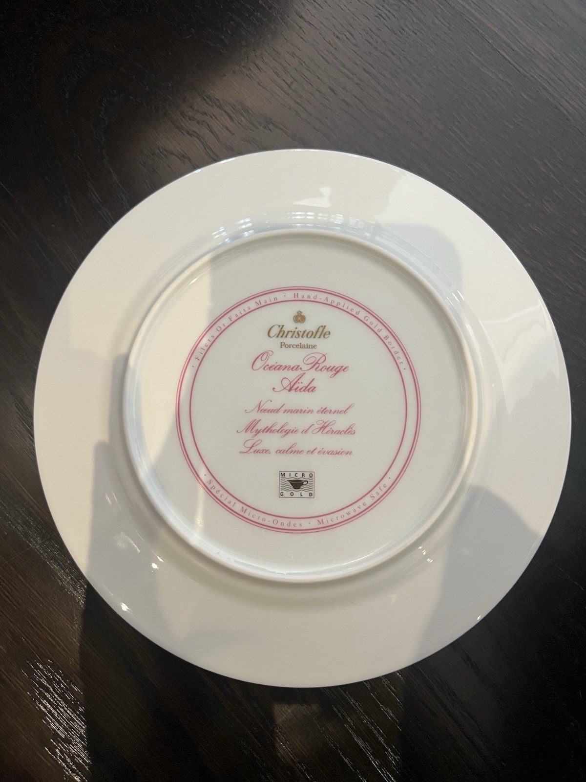 Set of 9 Christofle OCEANA ROUGE Aida Porcelain China Accent Plates 8 3/4”
