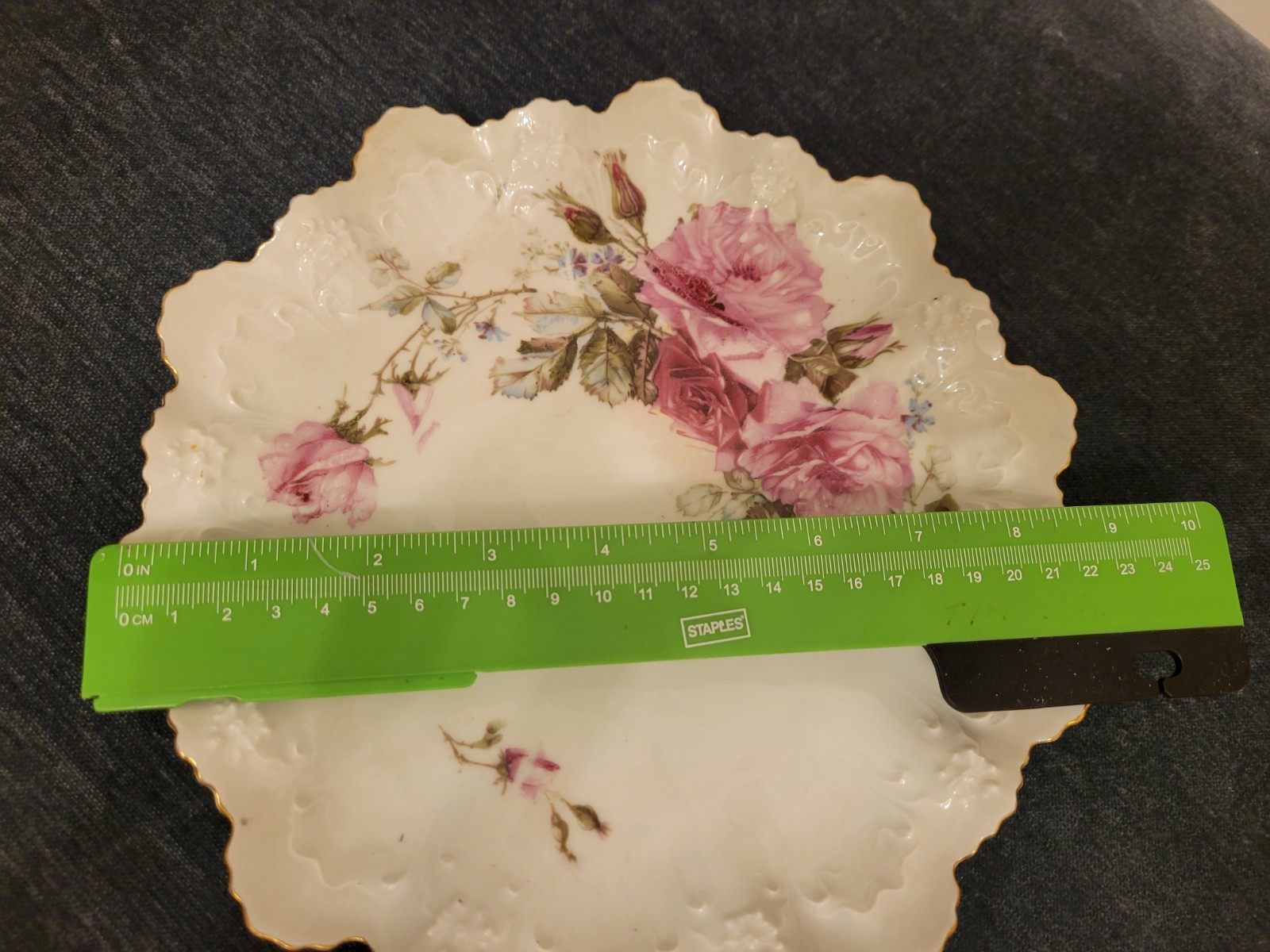 RS Prussia Antique 9″ Porcelain Plate Scalloped Floral Pink Roses 2282
